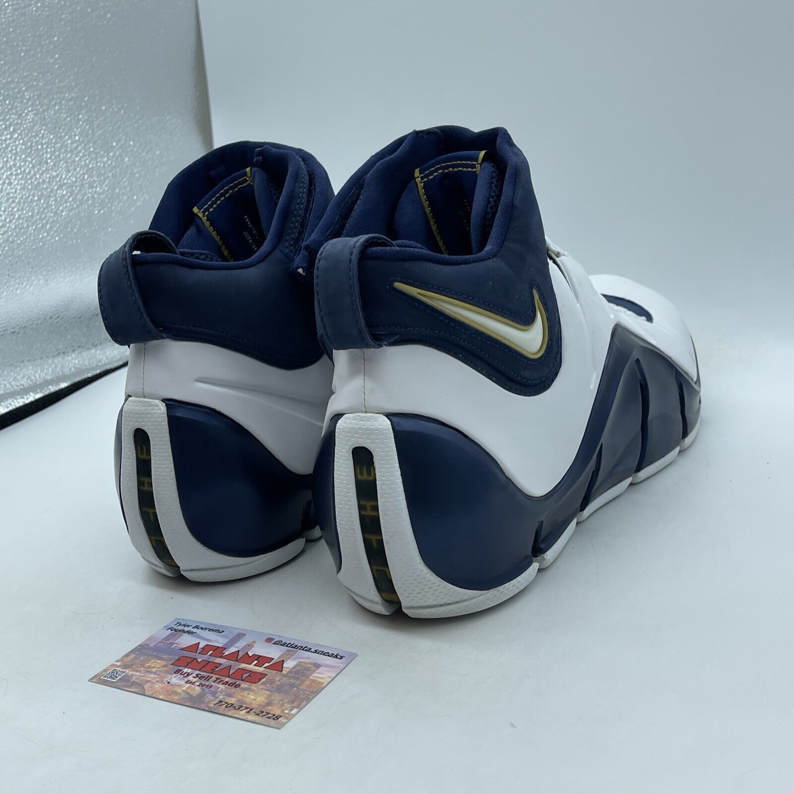 Size 12 - Nike Zoom LeBron 4 West Coast Blue White Suede Leather (314647-111)
