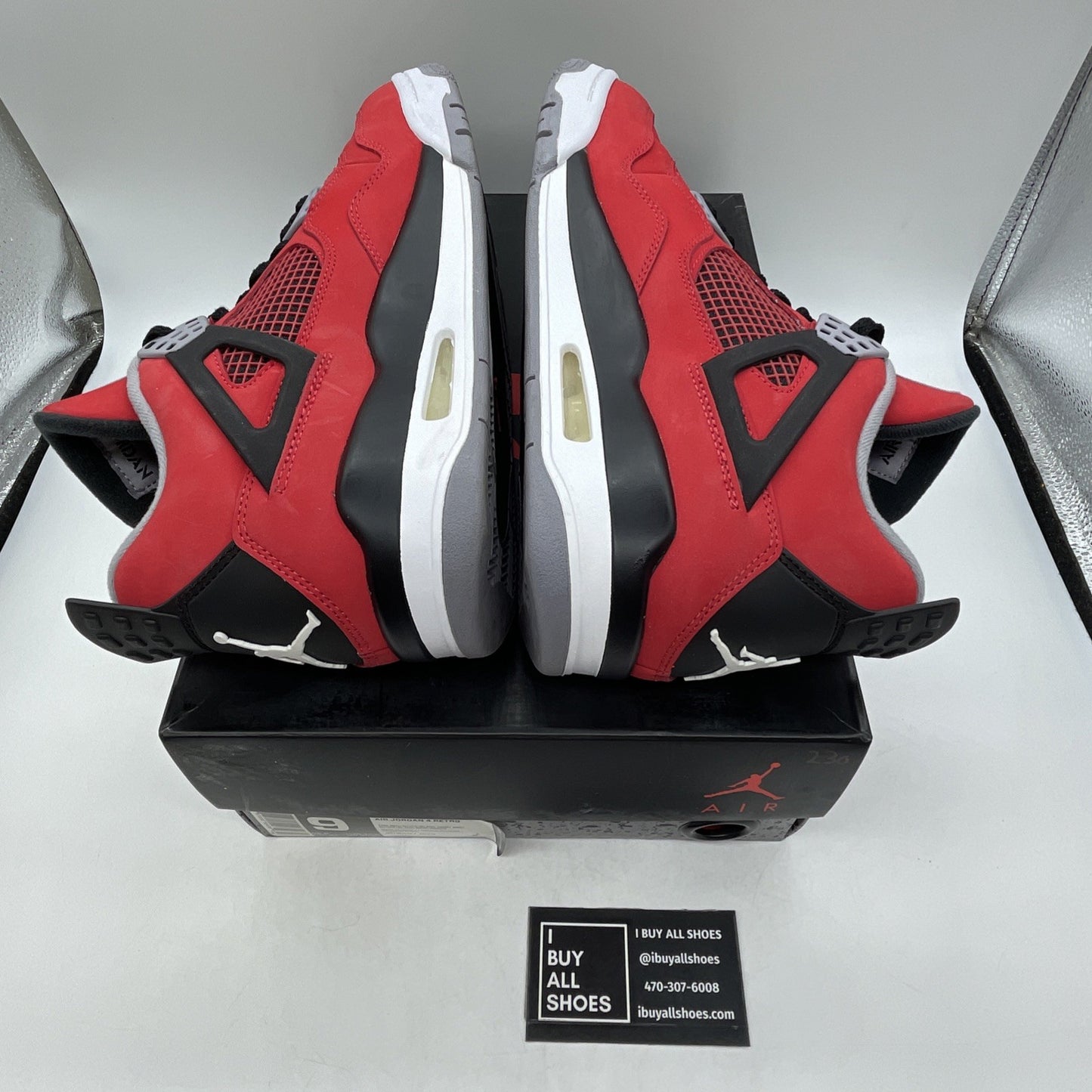Size 9 - Air Jordan 4 Retro Toro Bravo 2013 (308497-603)