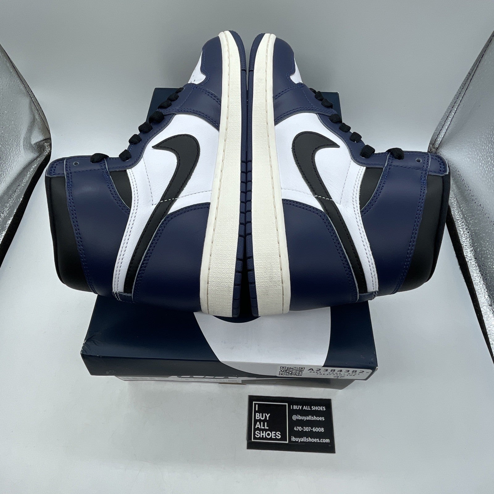 Size 9 - Air Jordan 1 Retro OG High Midnight Navy (DZ5485-401)