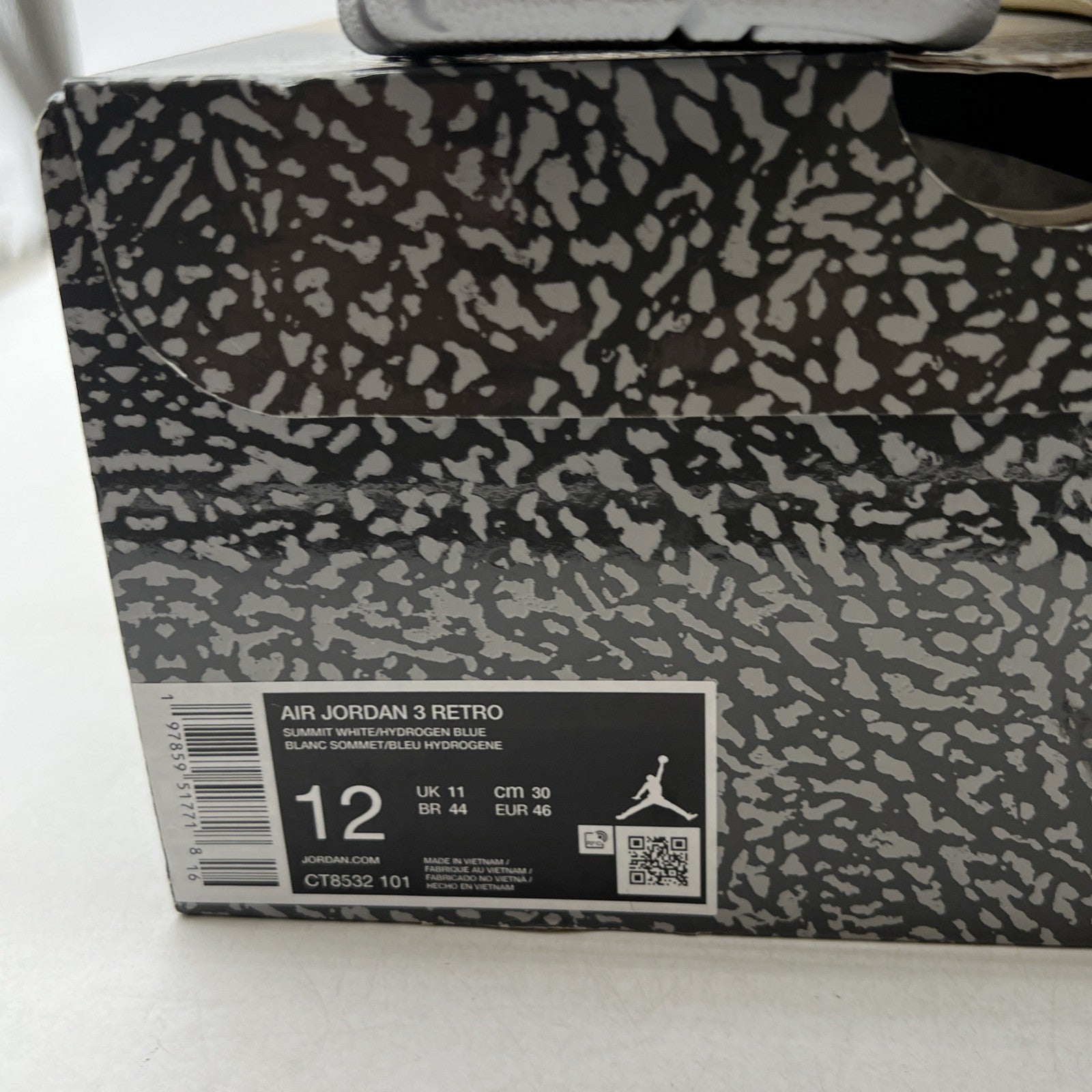Size 12 - Air Jordan 3 Retro Lucky Shorts (CT8532-101)