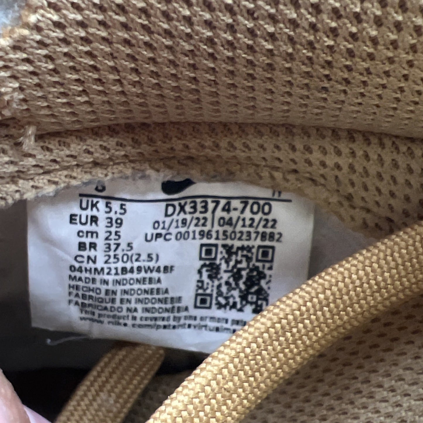 Size 8 - Nike Dunk Low Quilted Wheat W (DX3374-700)