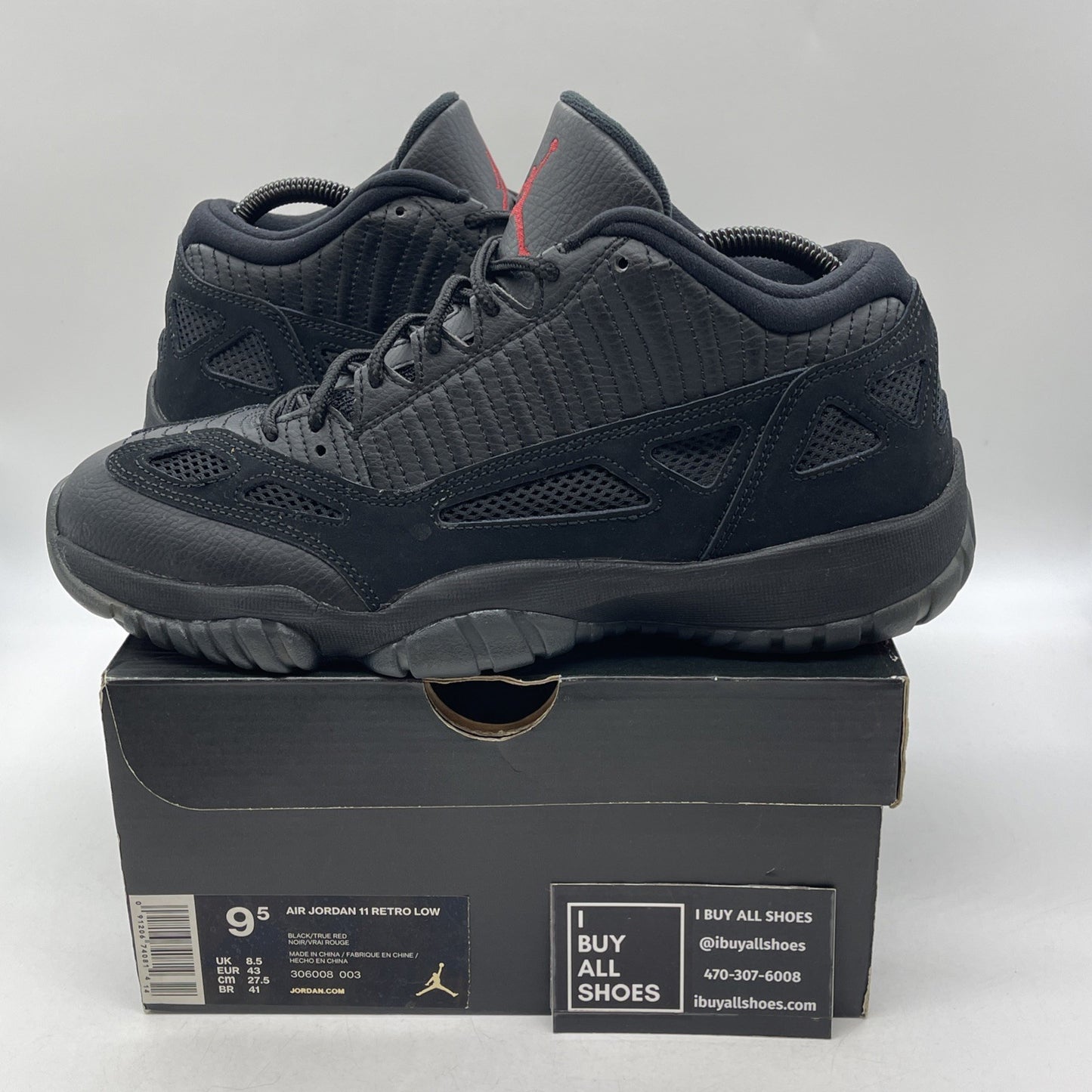 Size 9.5 - Air Jordan 11 IE Low Referee (306008-003)