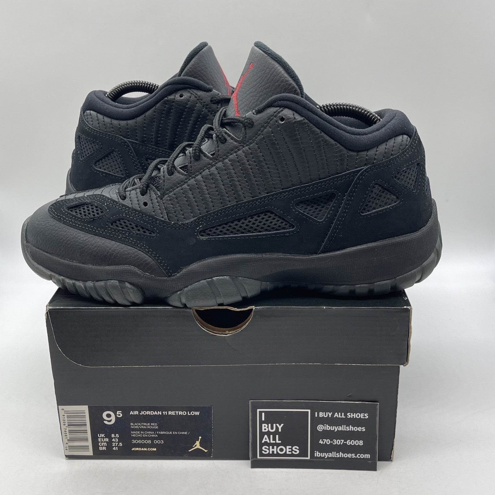 Size 9.5 - Air Jordan 11 IE Low Referee (306008-003)