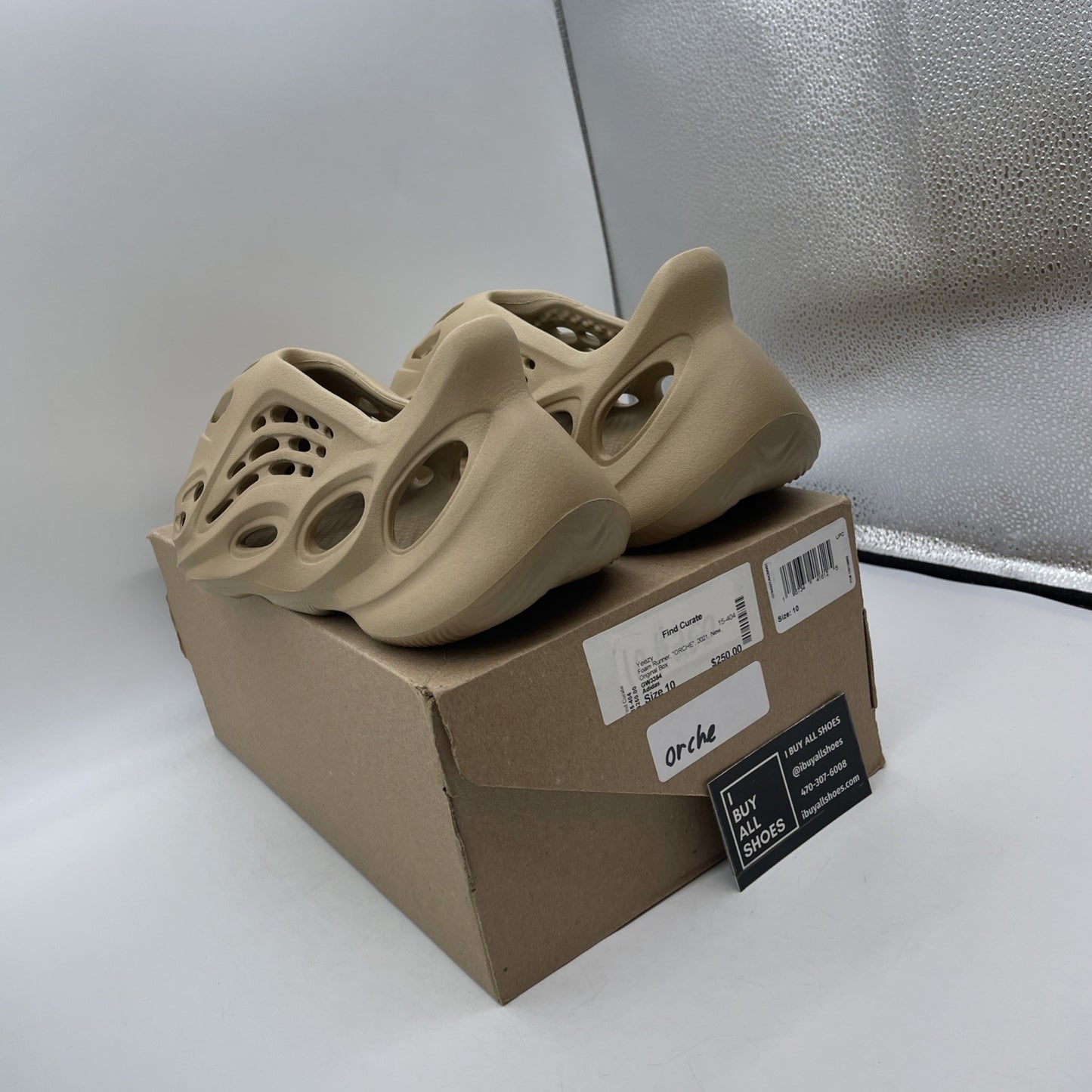 Size 10 - adidas Yeezy Foam RNNR Ochre Brown (6733)