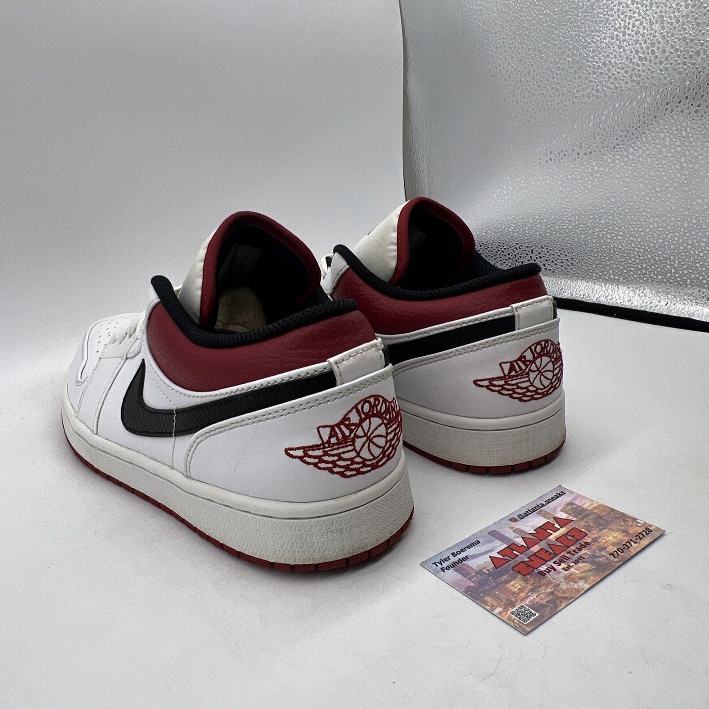 Size 9 - Air Jordan 1 Low White University Red White (553558-118)