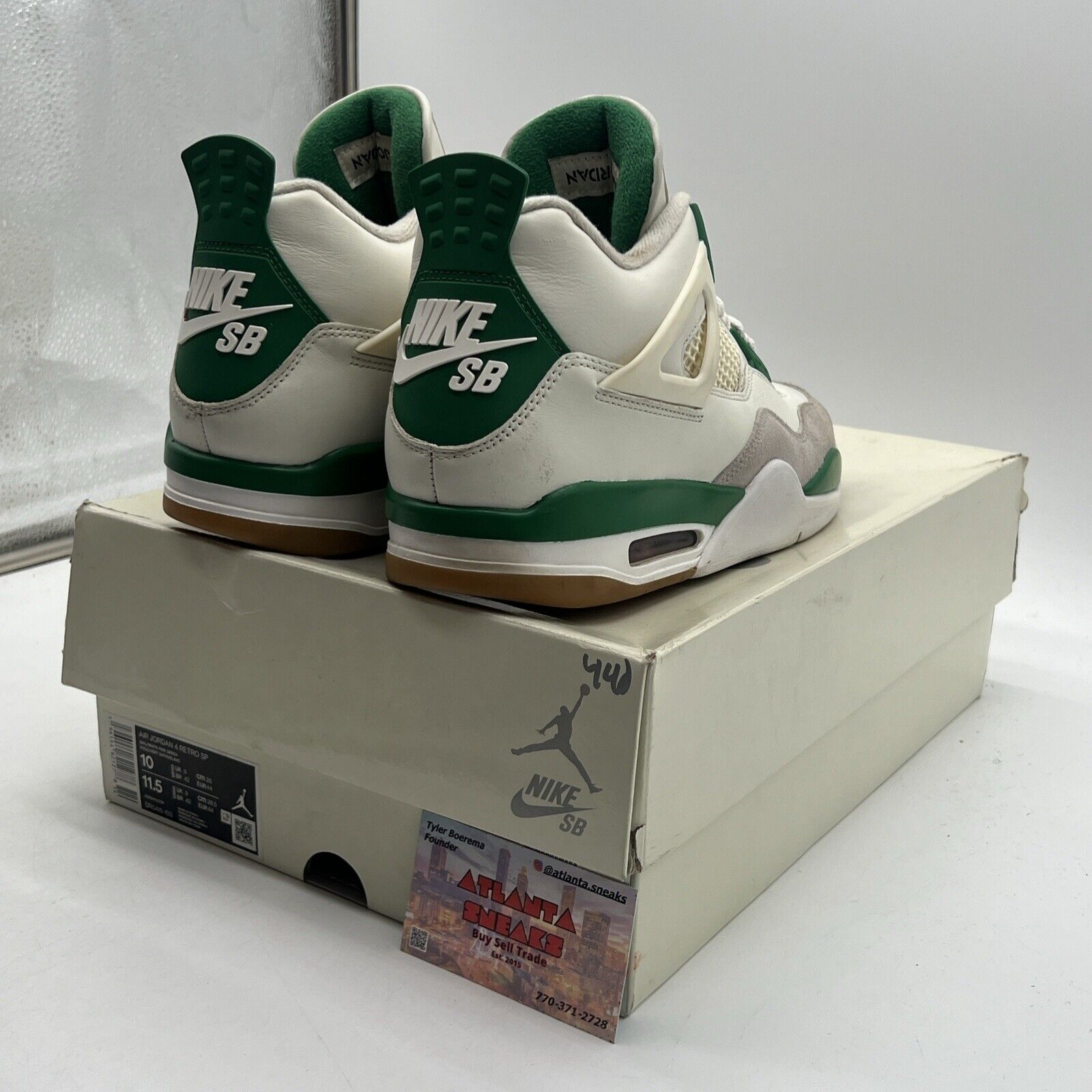 Size 10 - Jordan 4 Retro SP x Nike SB Mid Pine Green Grey (DR5415-103)