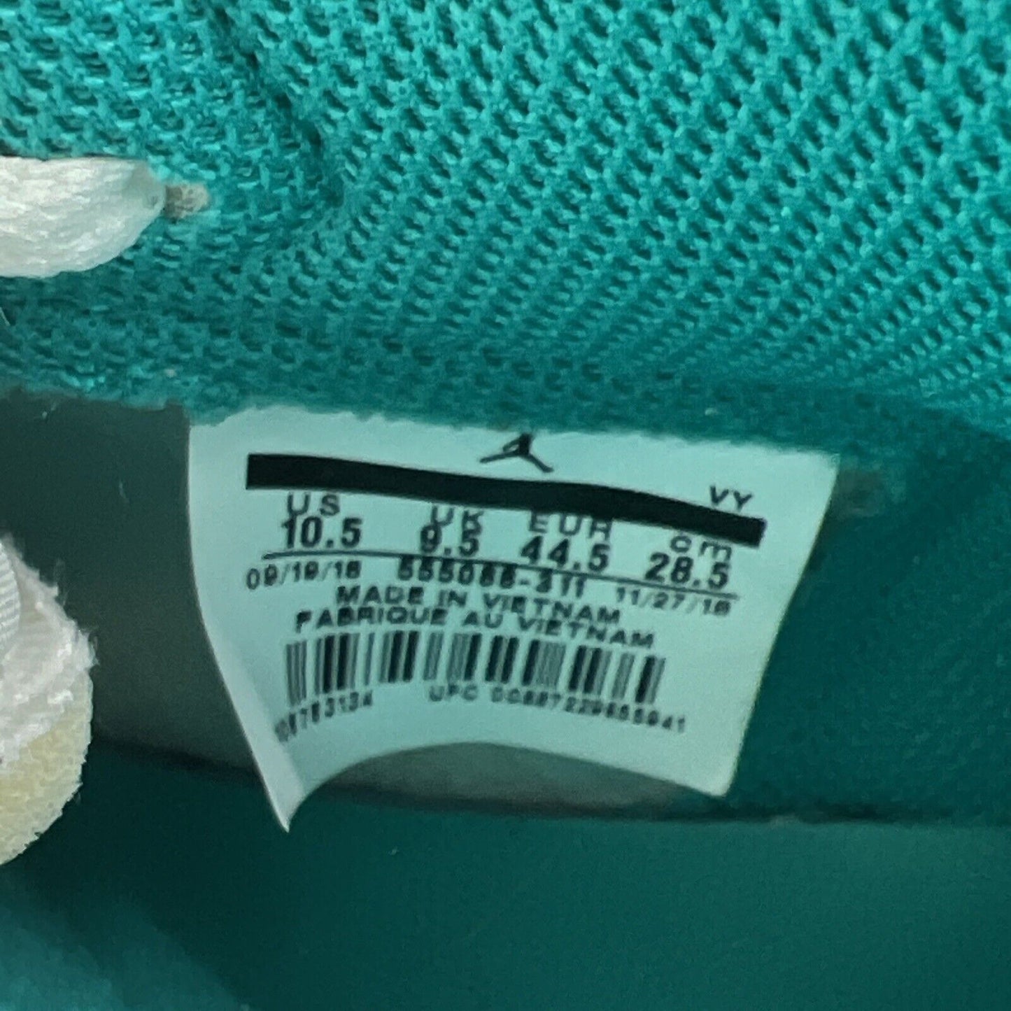 Size 10.5 - Jordan 1 Retro OG High Turbo Green (555088-311)