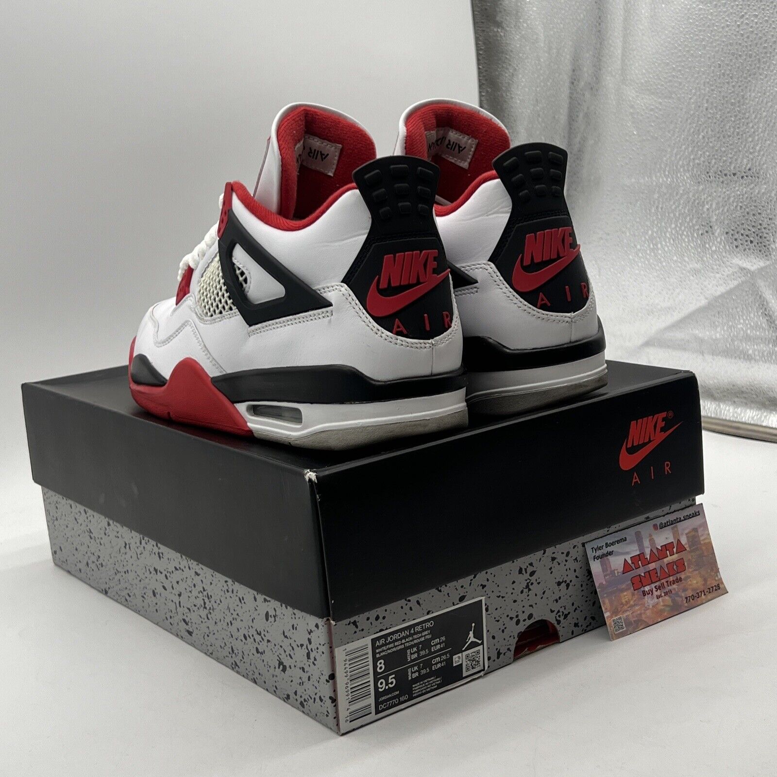 Size 8 - Jordan 4 Retro OG Mid Fire Red White Black Leather (DC7770-160)