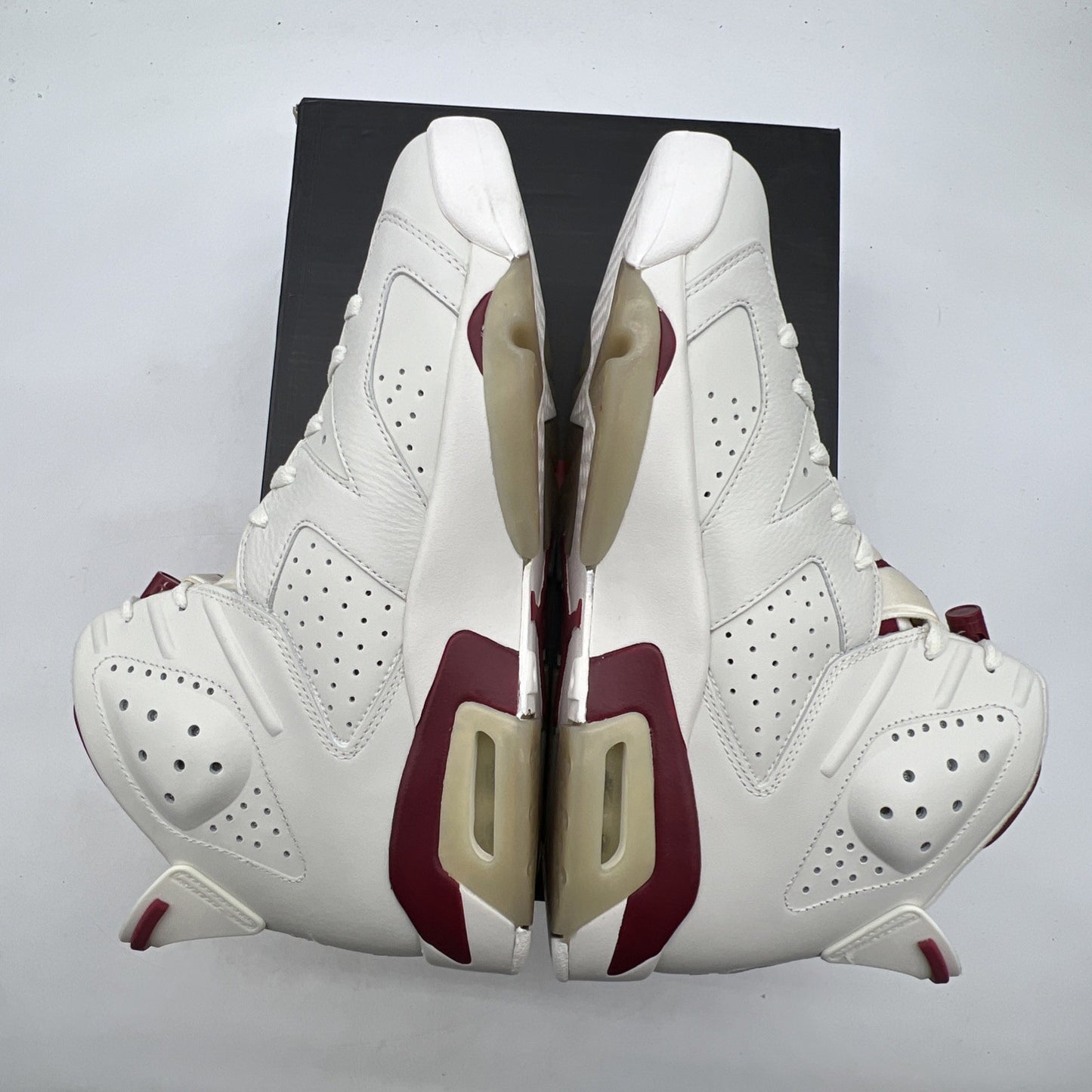 Size 10.5 - Air Jordan 6 Retro 2015 Maroon (384664-116)