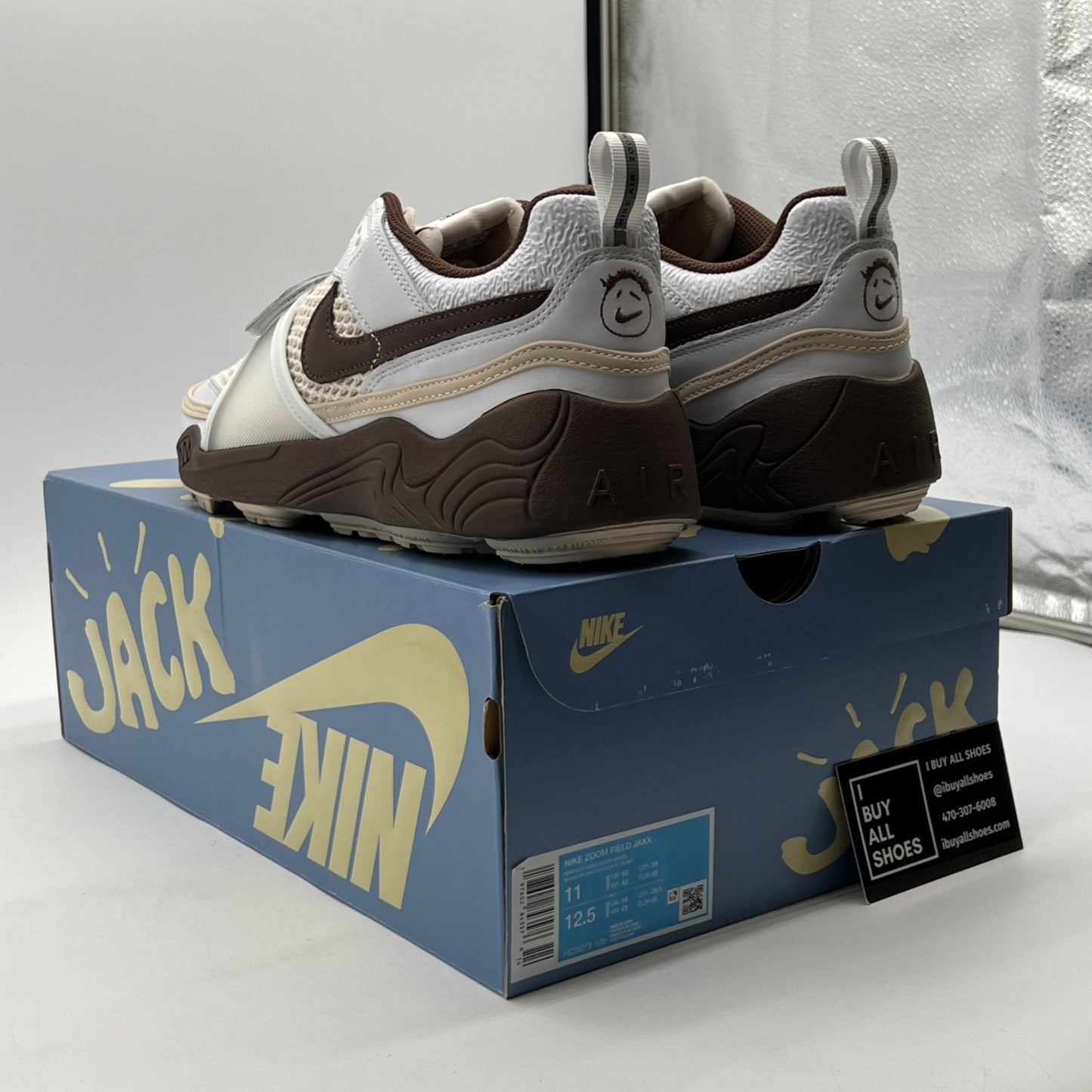 Size 11 - Nike Travis Scott x Zoom Field Jaxx Light Chocolate (HQ3073-100)