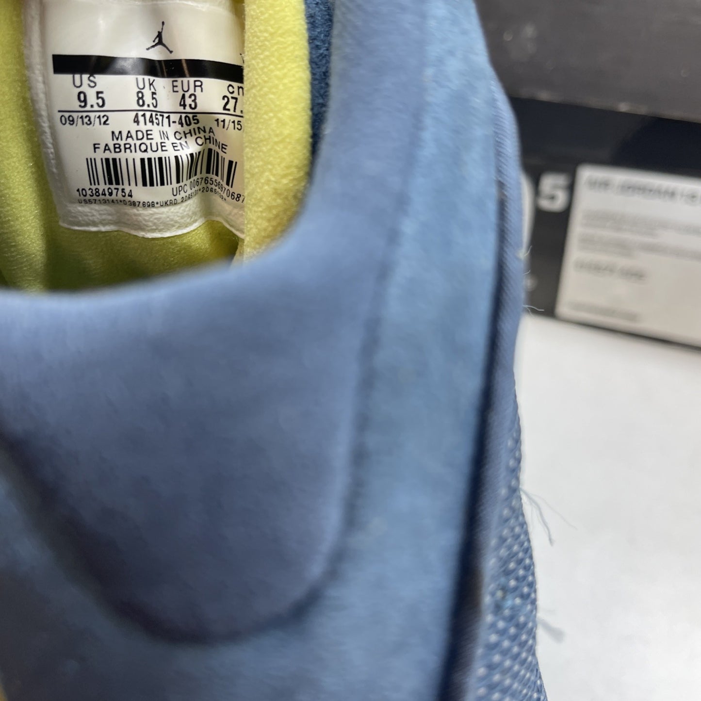 Size 9.5 - Air Jordan 13 Retro Squadron Blue (414571-405)
