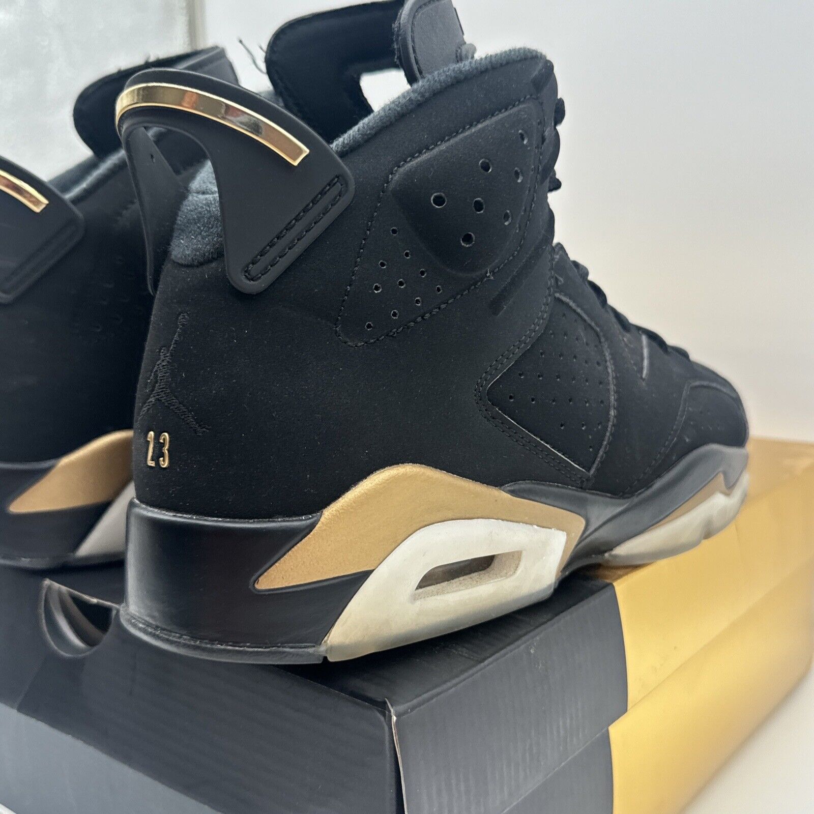 Size 10 - Jordan 6 Retro Defining Moments 2020 Black Gold Suede Icy Soles W Box