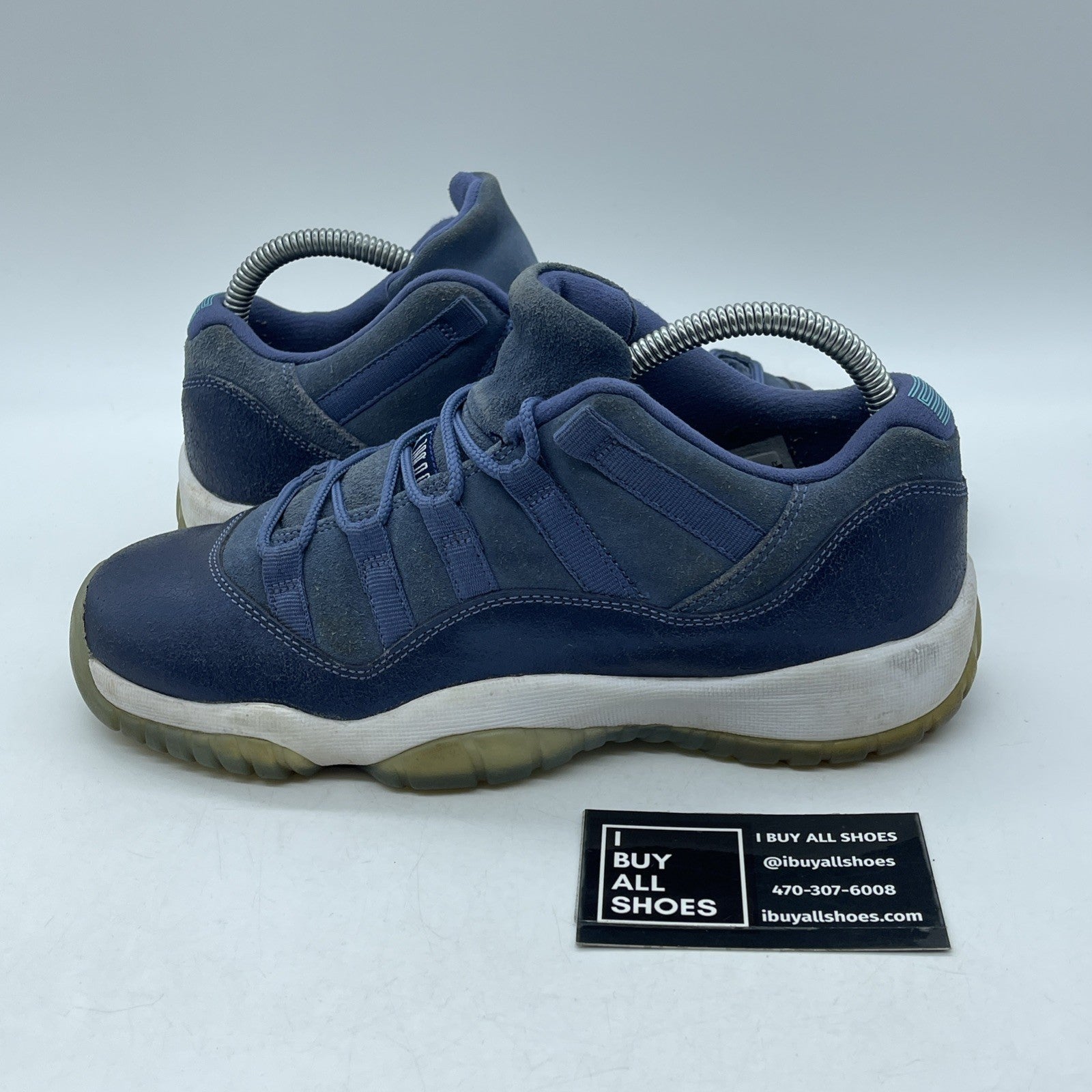 Size 6.5Y (GS) - Jordan 11 Retro Mid Blue Moon Suede (580521-408)
