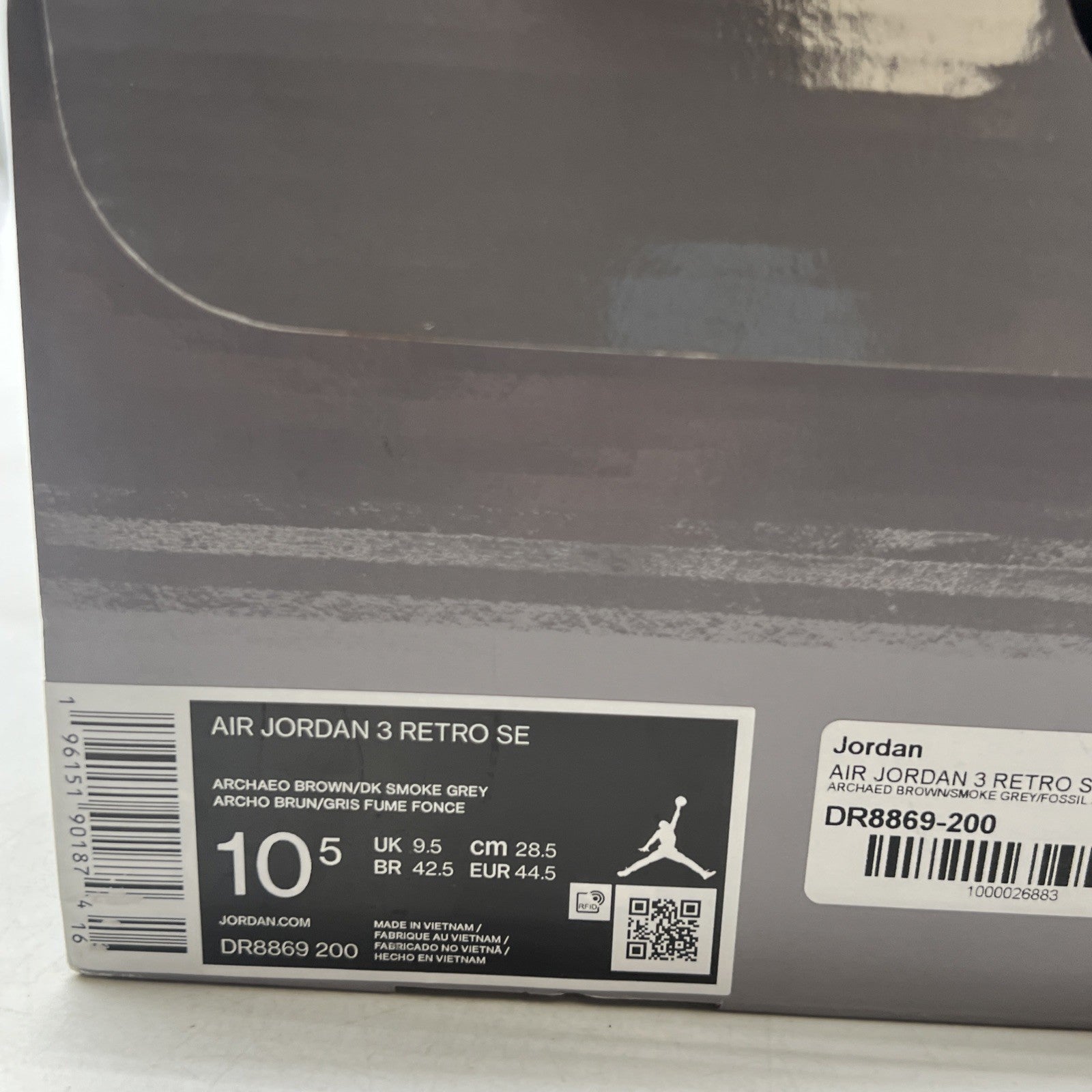 Size 10.5 - Air Jordan 3 Retro SE Winterized (DR8869-200)