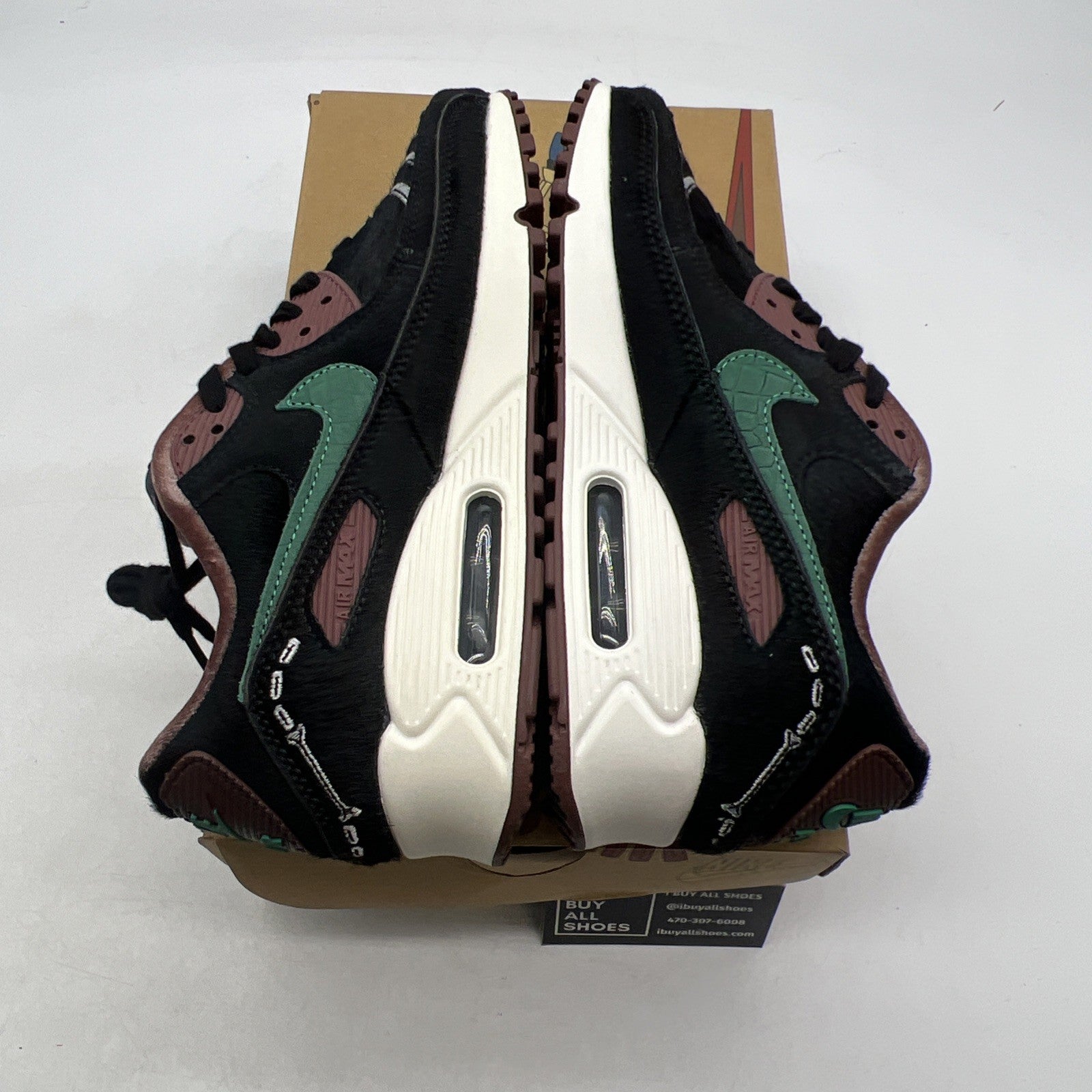 Size 8 - Nike Air Max 90 Siempre Familia W (DO2154-010)