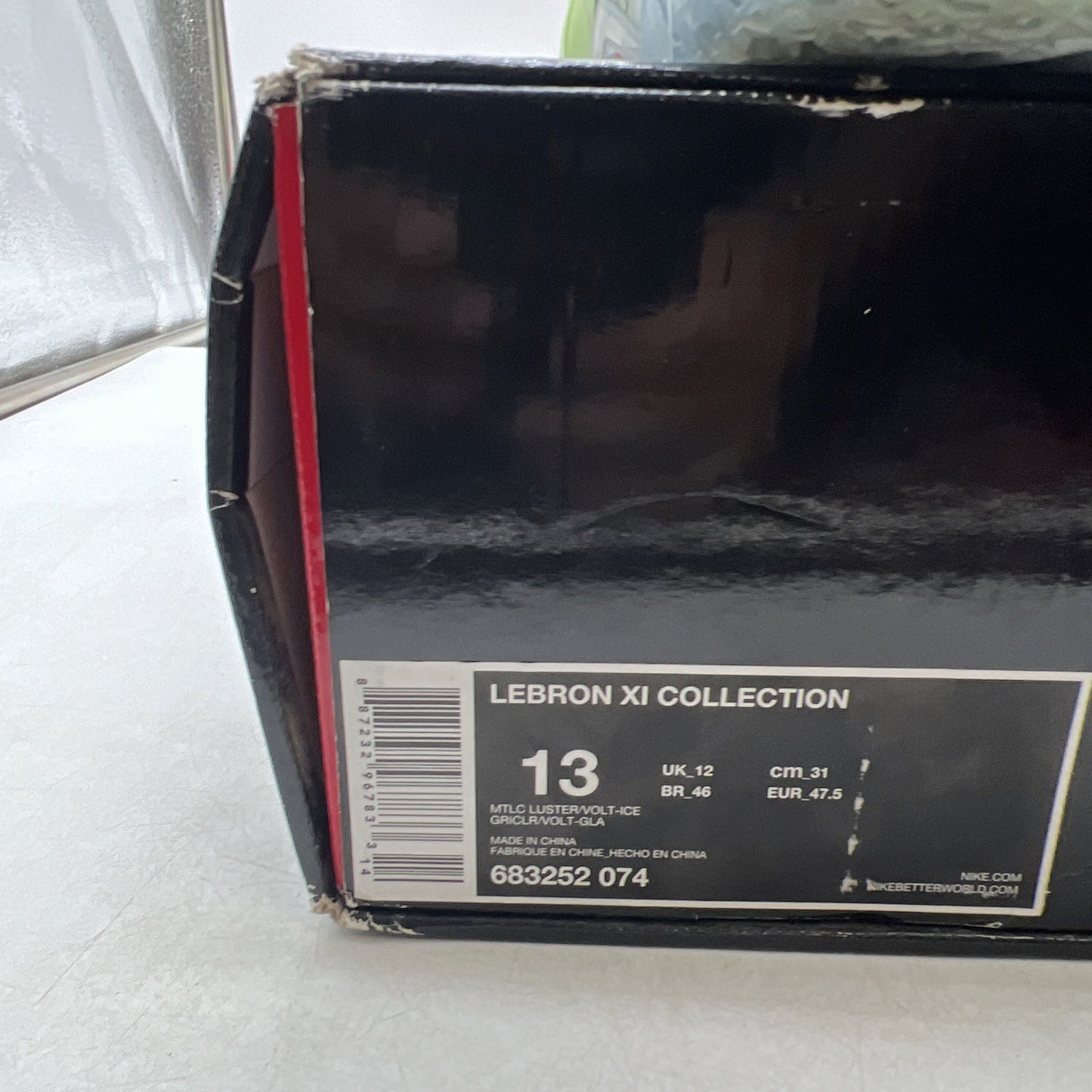 Size 13 - Nike LeBron 11 Maison du LeBron (683252-074)