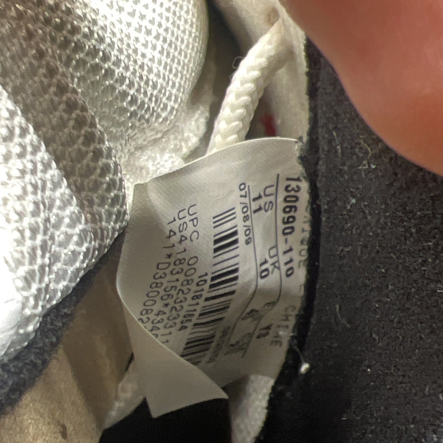 Size 11 - Air Jordan 12 Retro 2009 Cherry (130690-110)