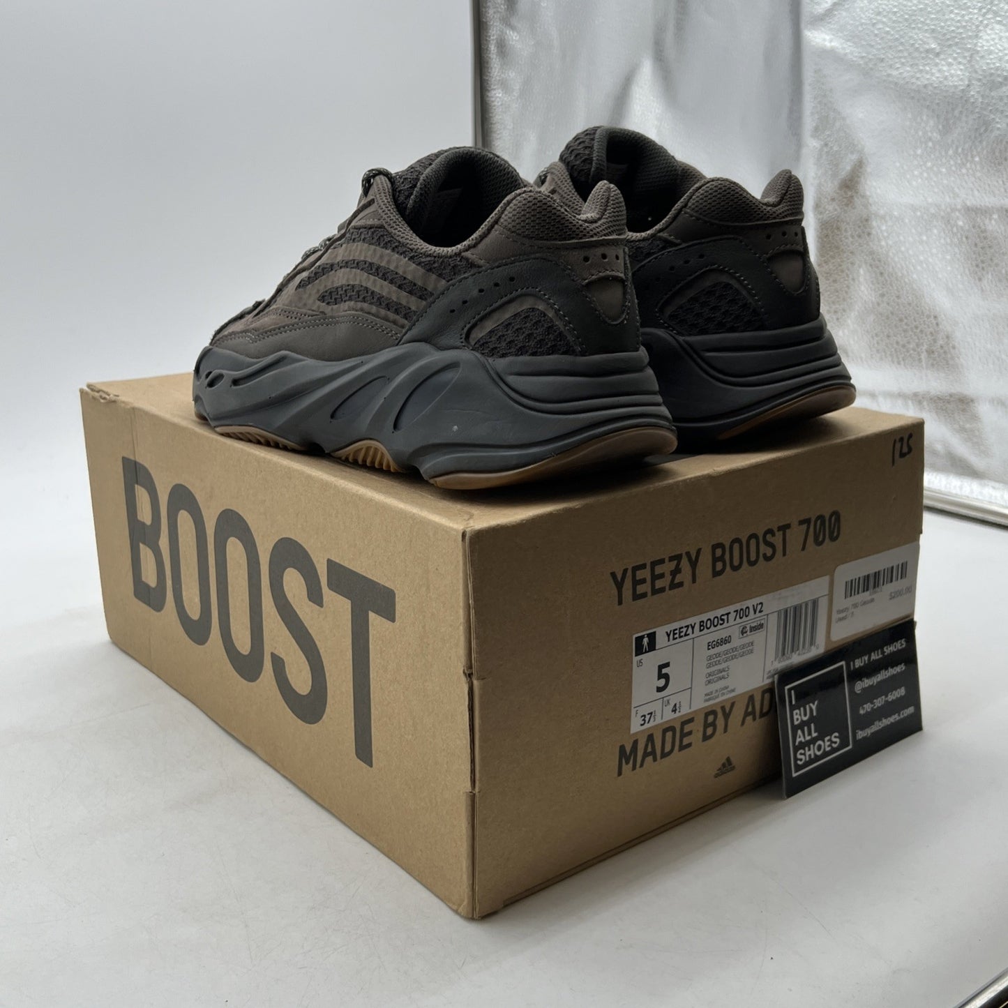 Size 5 - adidas Yeezy Boost 700 V2 Geode (EG6860)