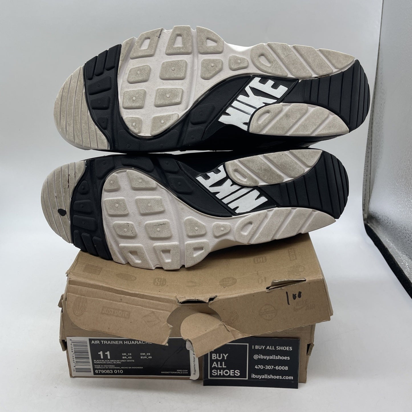 Size 11 - Nike Air Trainer Huarache Black (679083-010)
