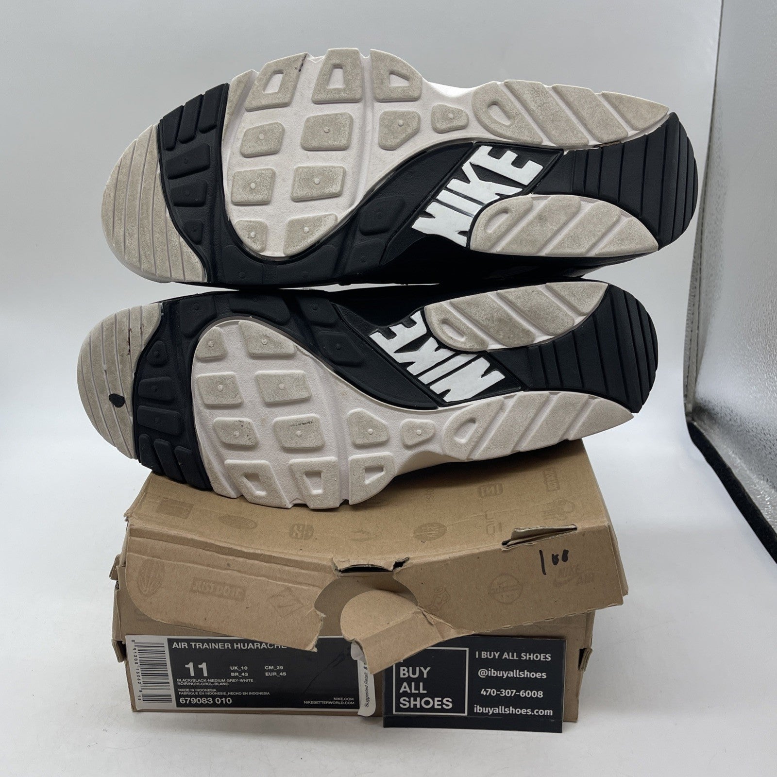 Size 11 - Nike Air Trainer Huarache Black (679083-010)