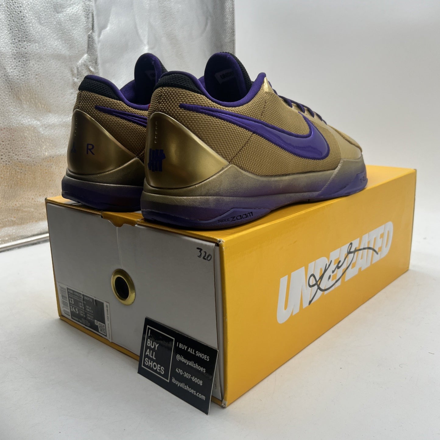 Size 13 - Nike Zoom Kobe 5 Protro x Undefeated Hall Of Fame (DA6809-700)