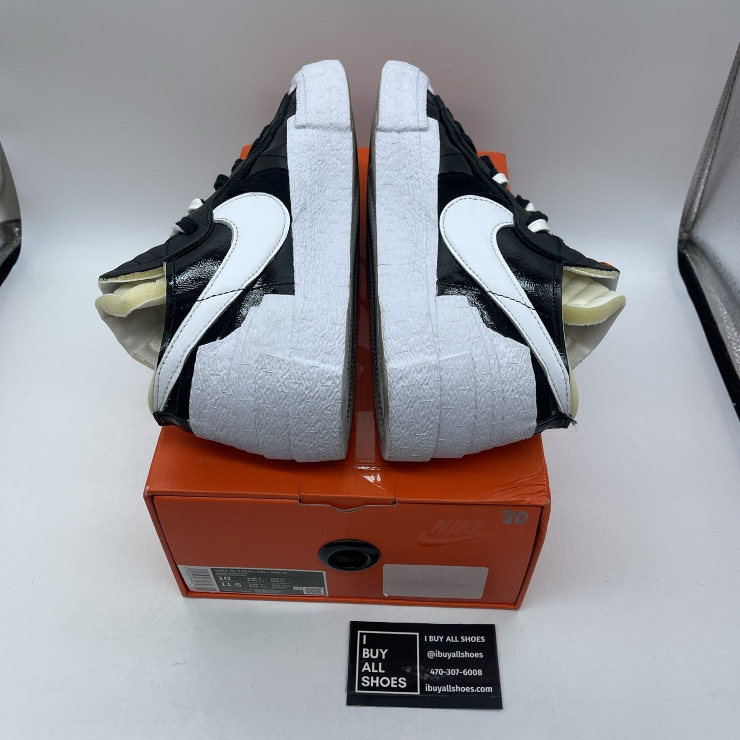 Size 10 - Nike sacai x Blazer Low Black Patent White Leather (DM6443-001)