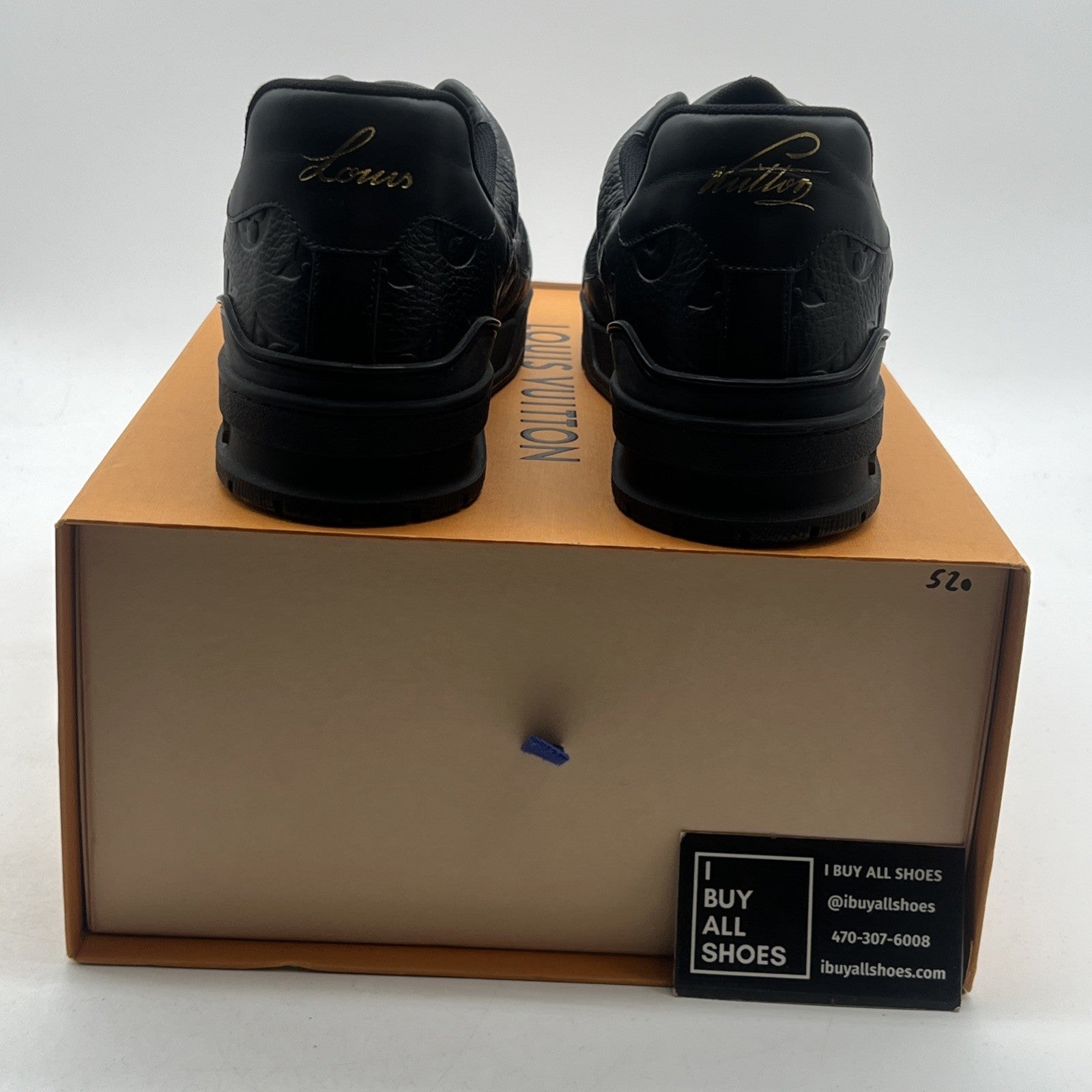 Size 9LV - Louis Vuitton Trainer ' Black '