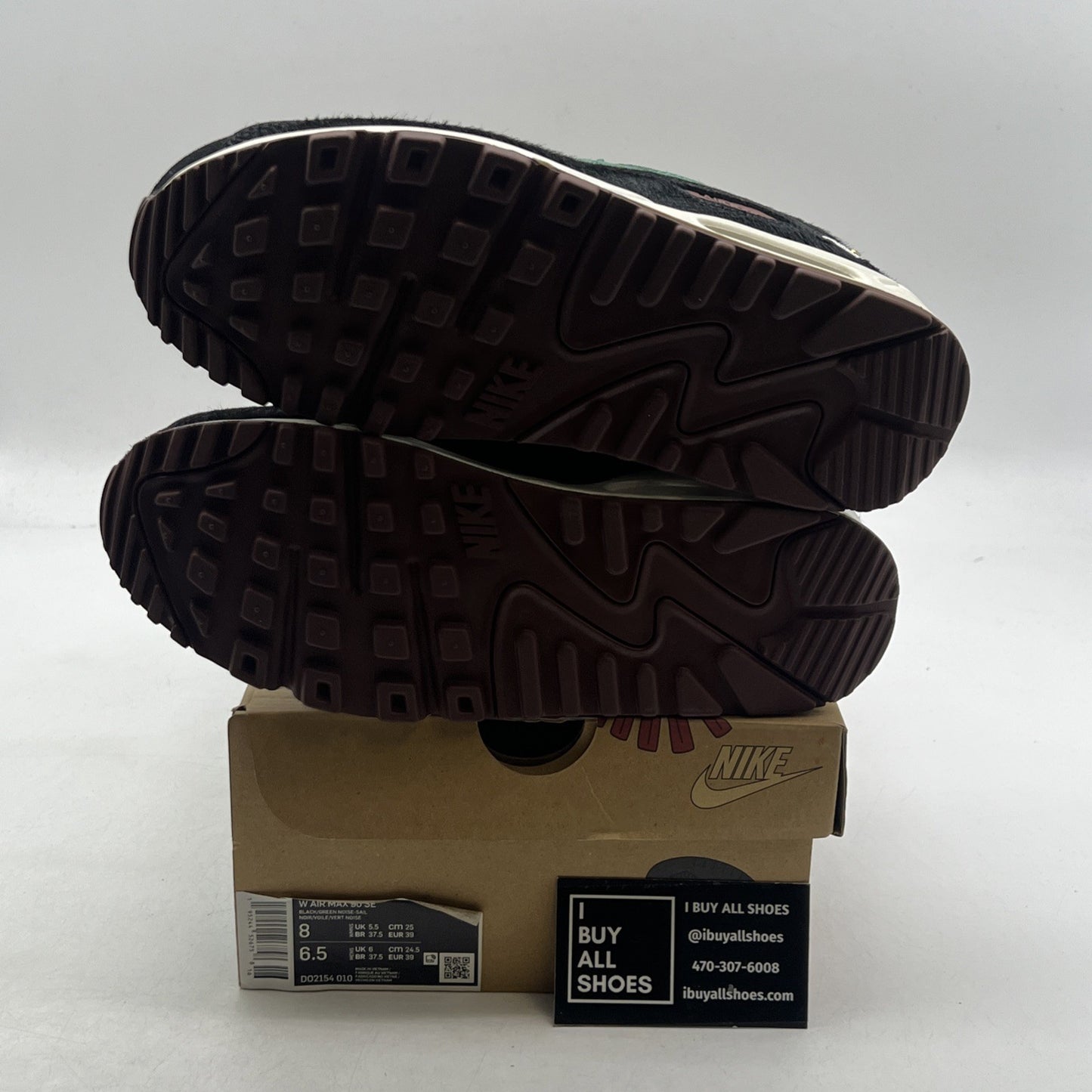 Size 8 - Nike Air Max 90 Siempre Familia W (DO2154-010)