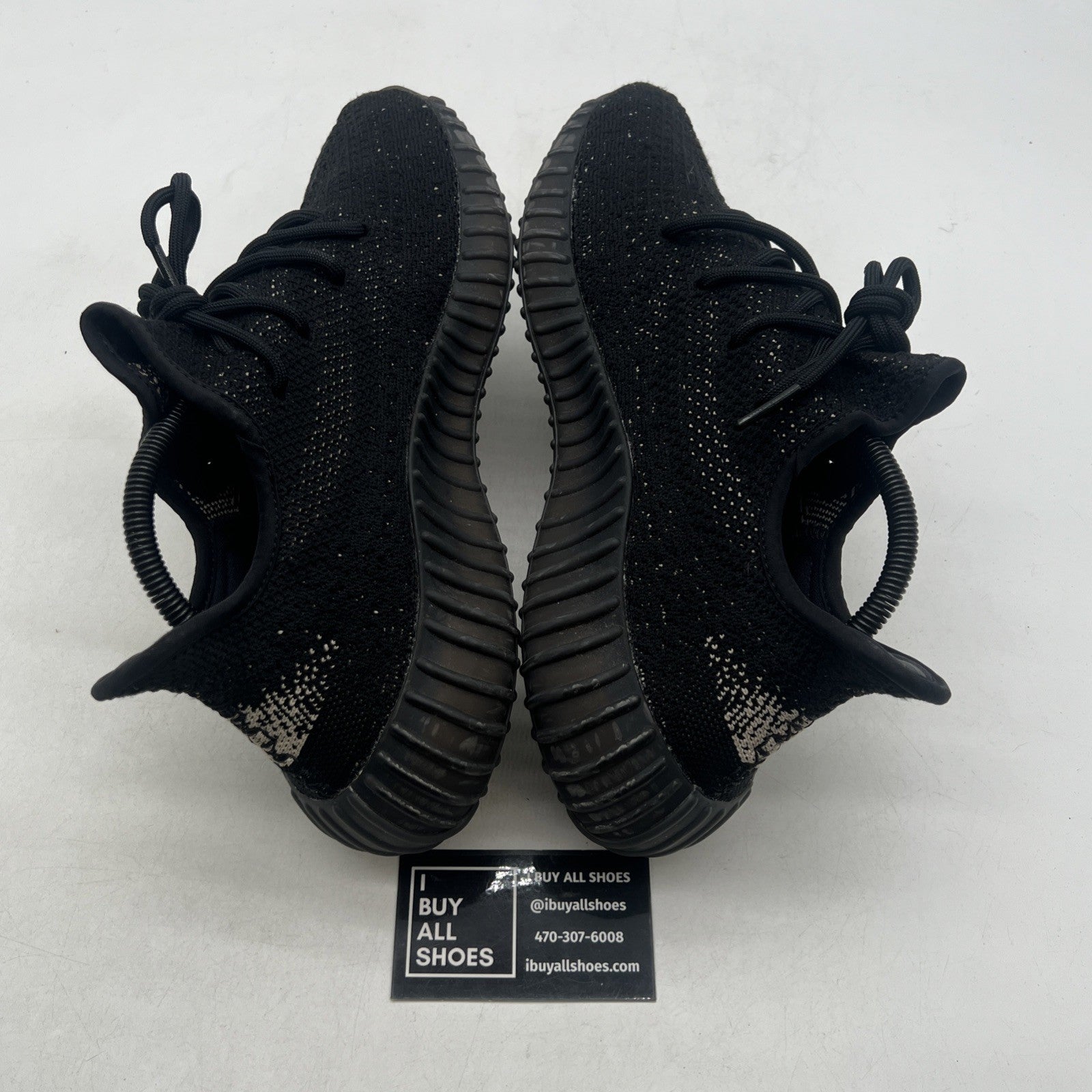 Size 9.5 - adidas Yeezy Boost 350 V2 Low Oreo (BY1604)