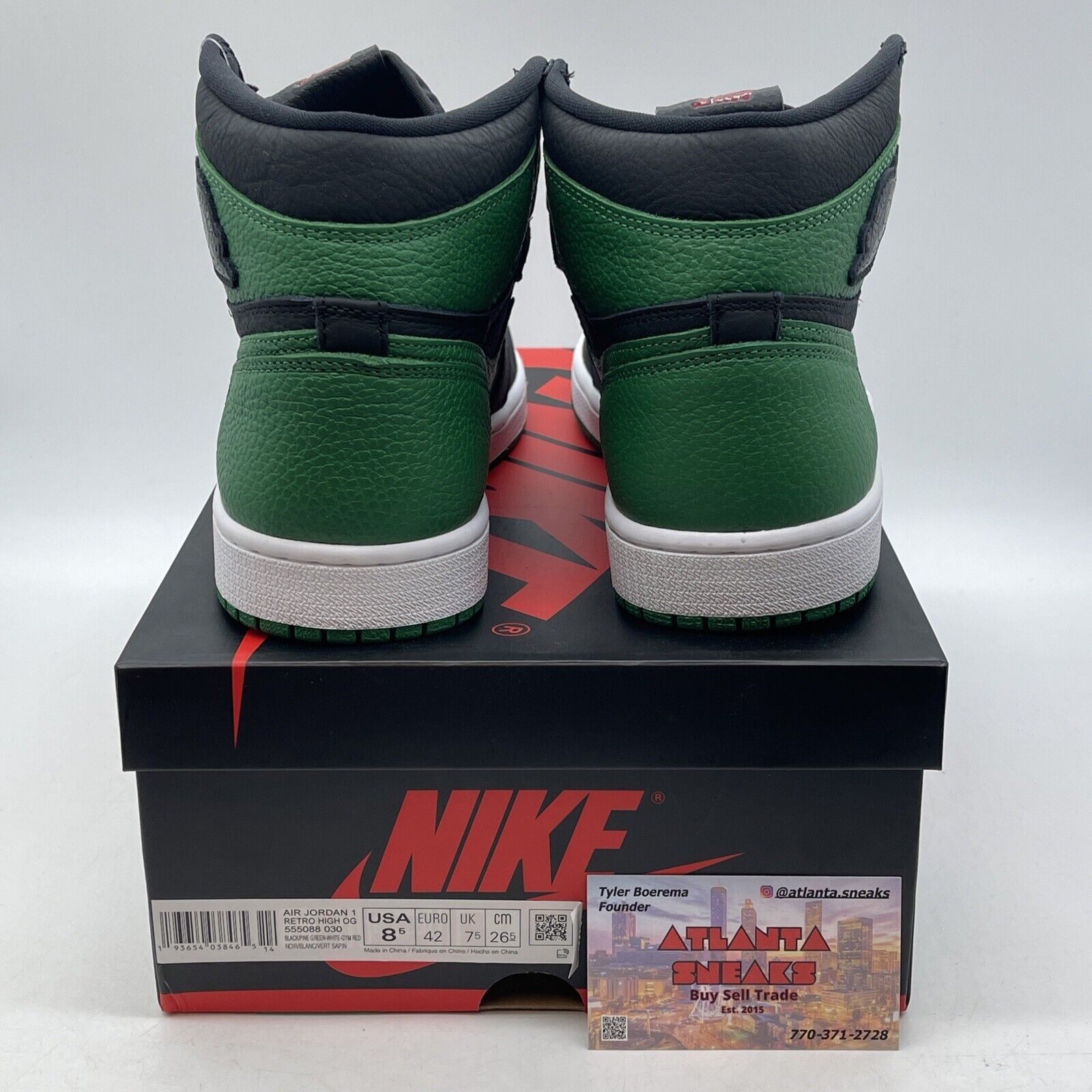 Size 8.5 - Jordan 1 Retro OG High Pine Green 2.0 White Black (555088-030)