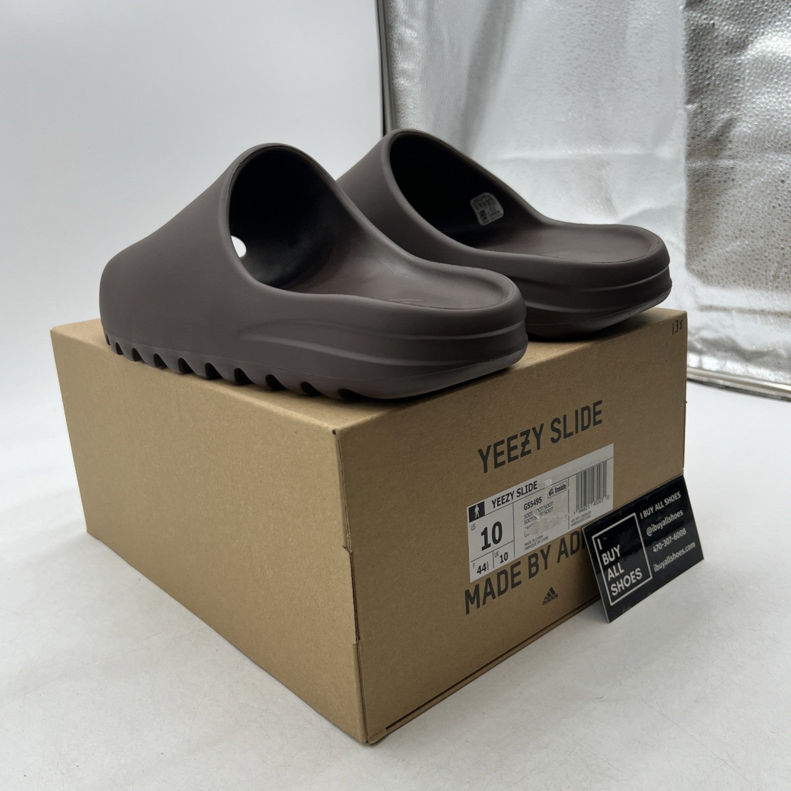 Size 10 - adidas Yeezy Slide Brown (G55495)