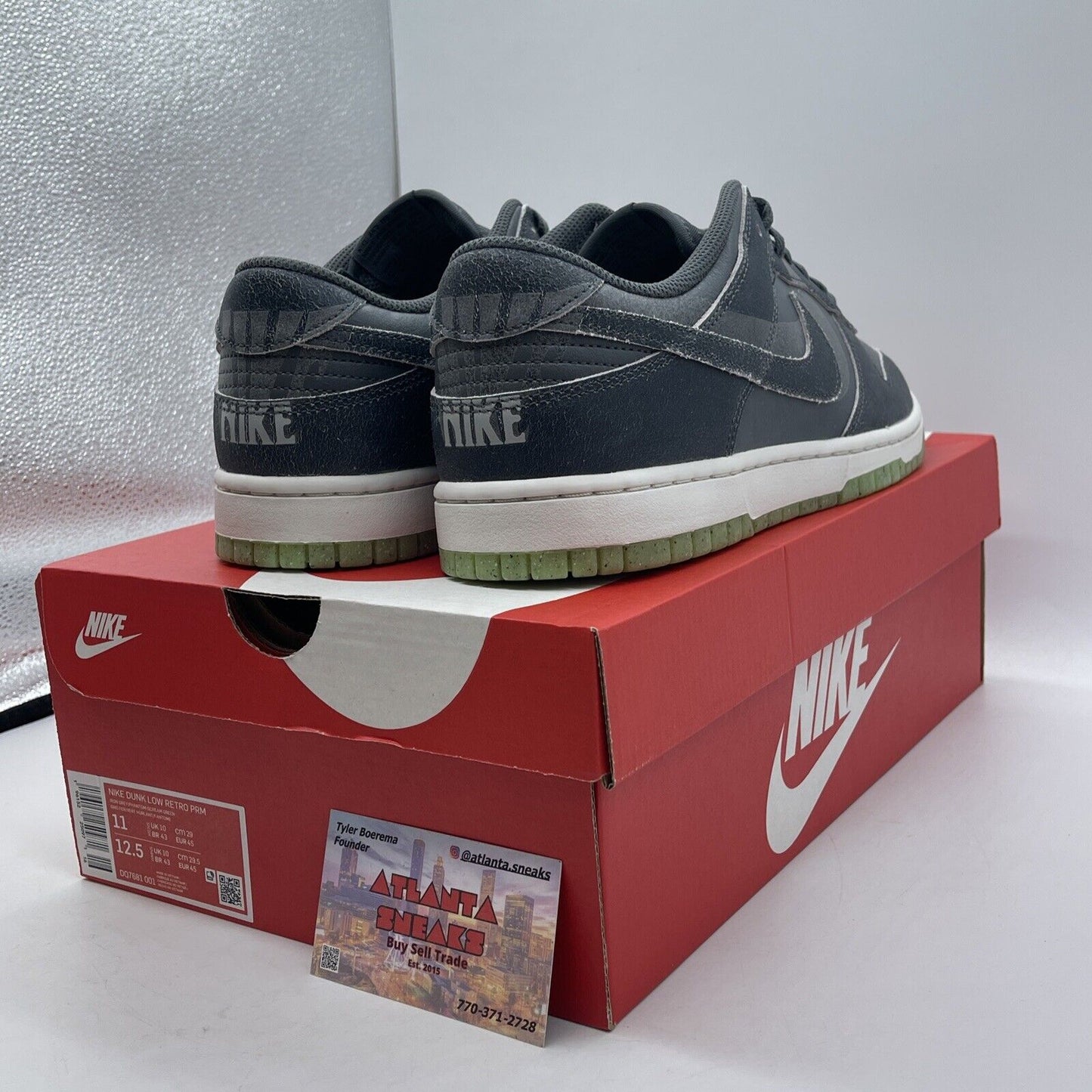 Size 11 - Nike Dunk SE Low Halloween - Cauldron Grey White Green (DQ7681-001)