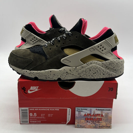 Size 9.5 - Nike Air Huarache Premium Desert Moss (704830-010)