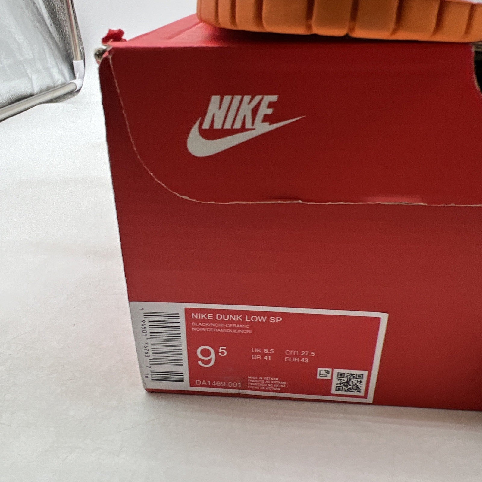 Size 9.5 - Nike Dunk SP Retro 2020 Low Ceramic (DA1469-001)