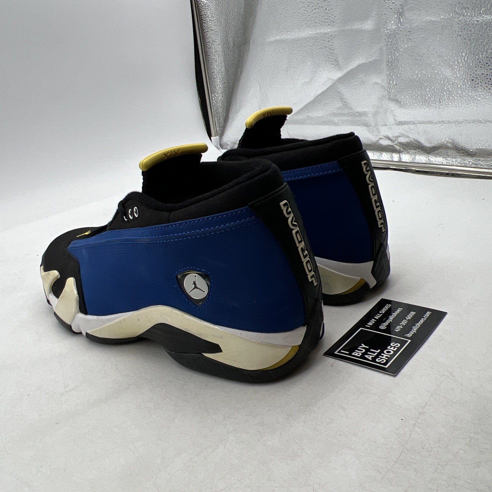 Size 9 - Air Jordan 14 Retro 2015 Low Laney (807511-405)