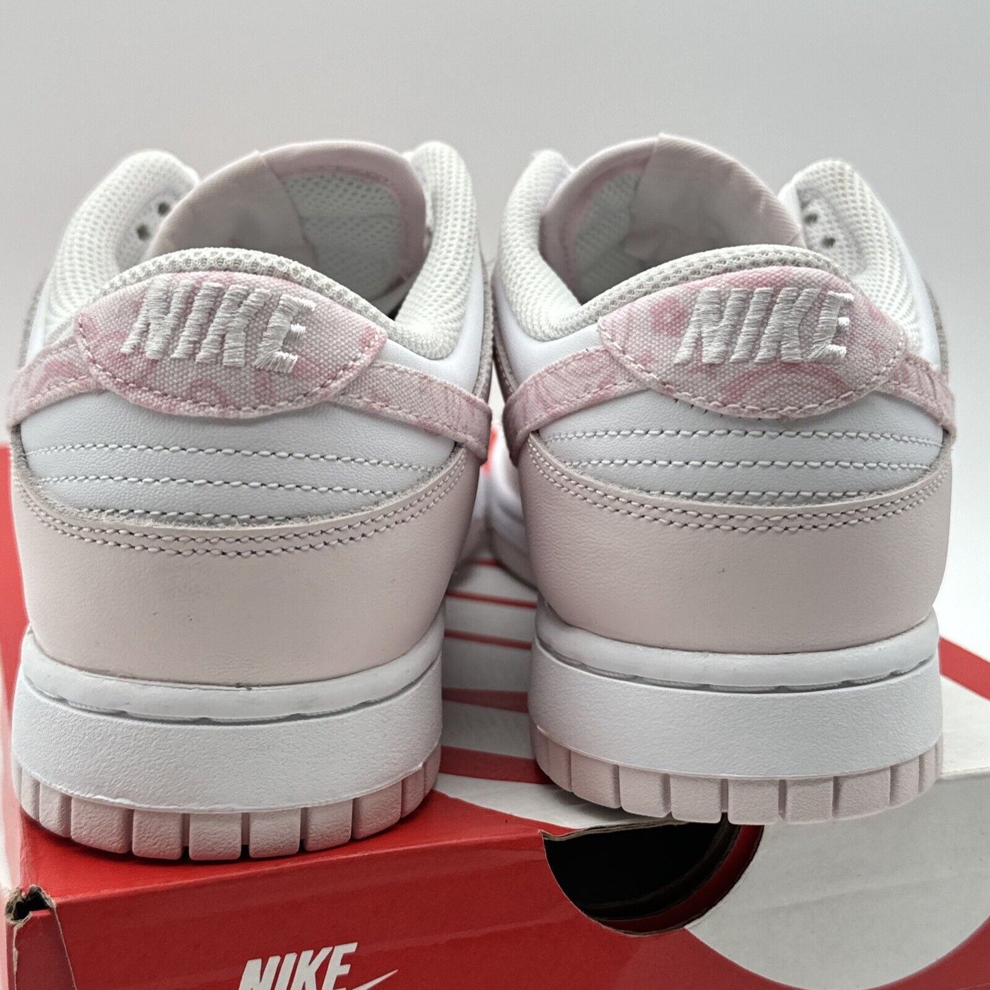 Nike Dunk Low Essential Paisley Pack Pink Women's Size 9.5 W Or 8 Men’s Light Pk