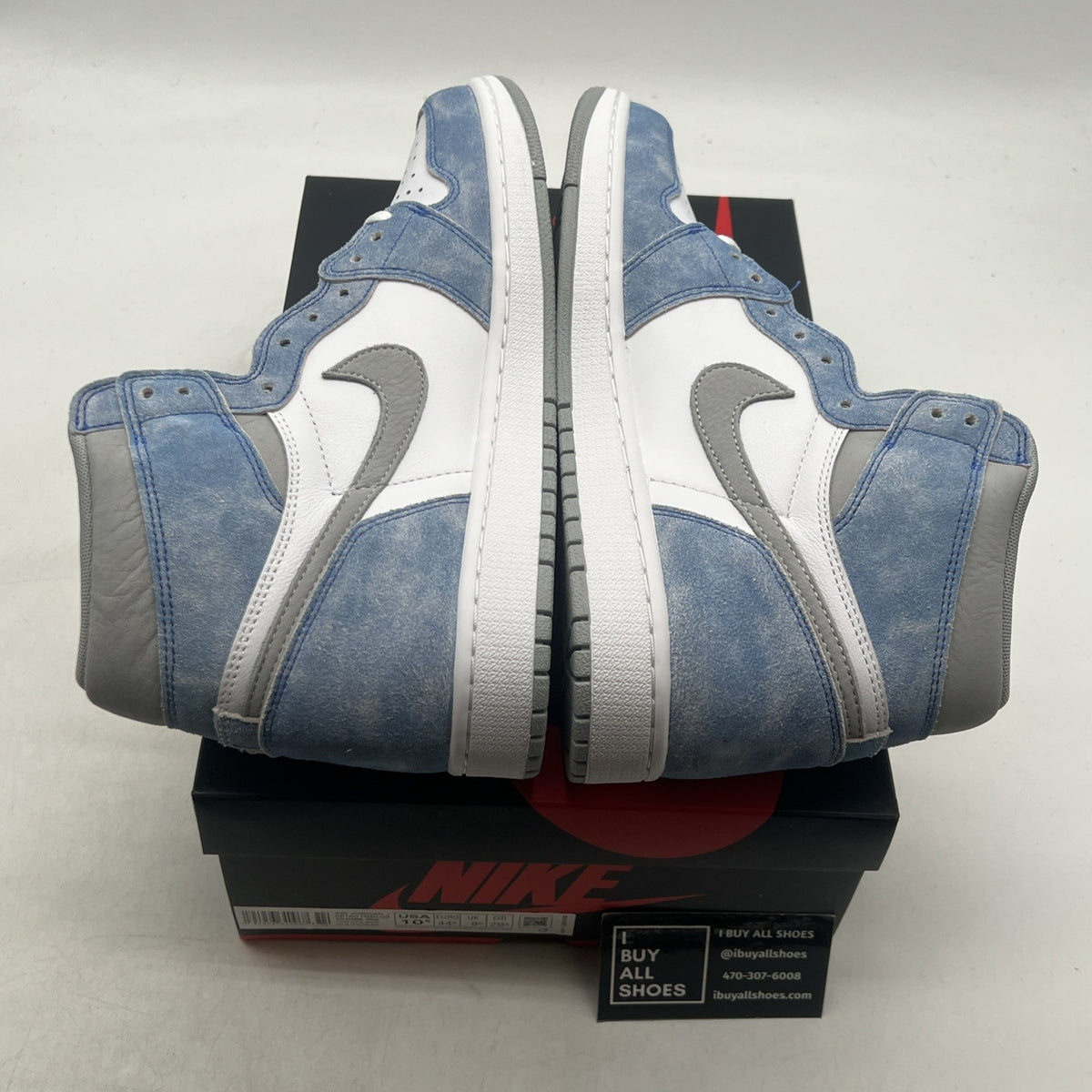 Size 10.5 - Air Jordan 1 Retro OG High Hyper Royal (555088-402)