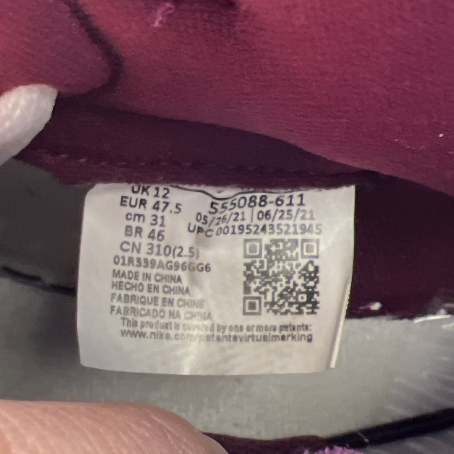 Size 13 - Air Jordan 1 Retro High OG Bordeaux (555088-611)