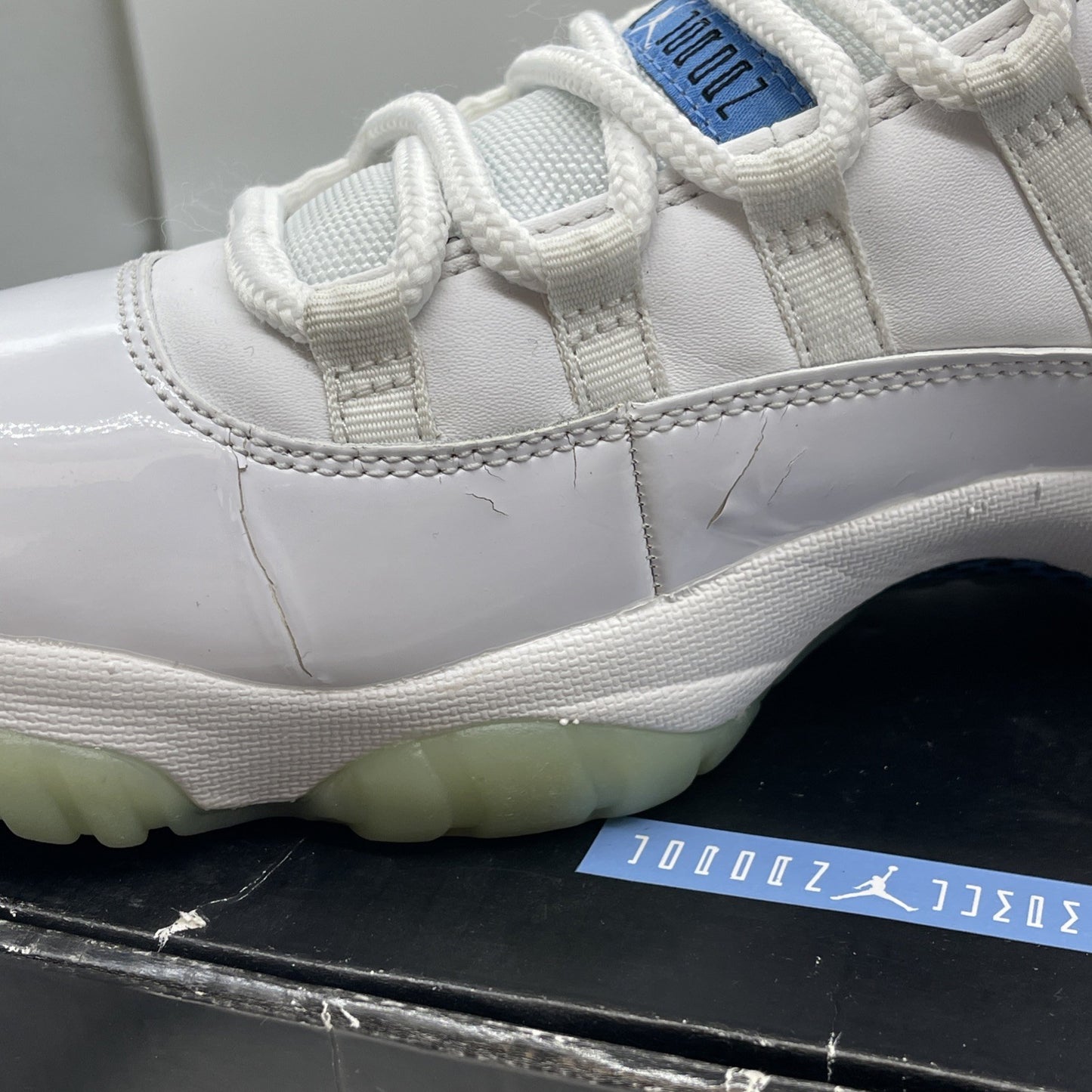 Size 10 - Air Jordan 11 Retro 2024 Legend Blue Columbia (378037-117)