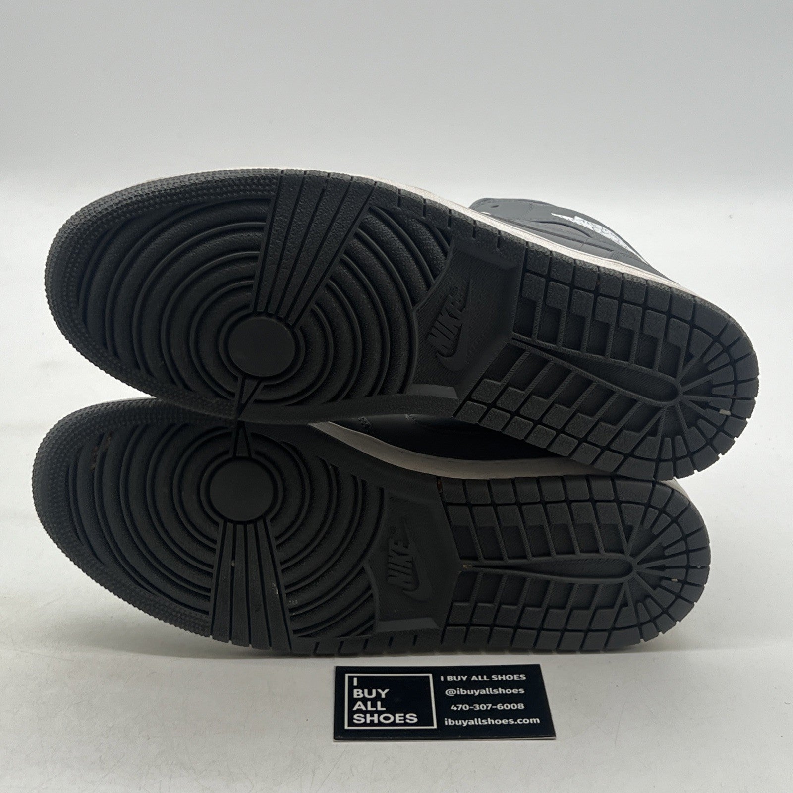 Size 9.5 - Air Jordan 1 Retro Mid Cool Grey (554724-014)