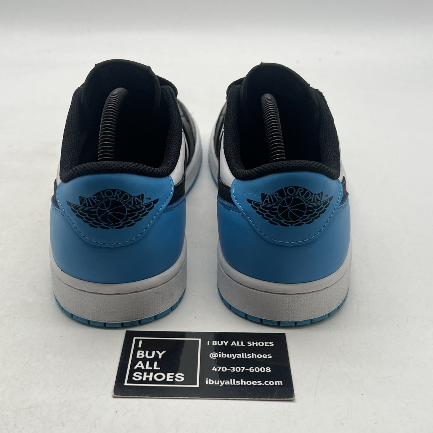 Size 9.5 - Air Jordan 1 Retro OG Low UNC (CZ0790-104)
