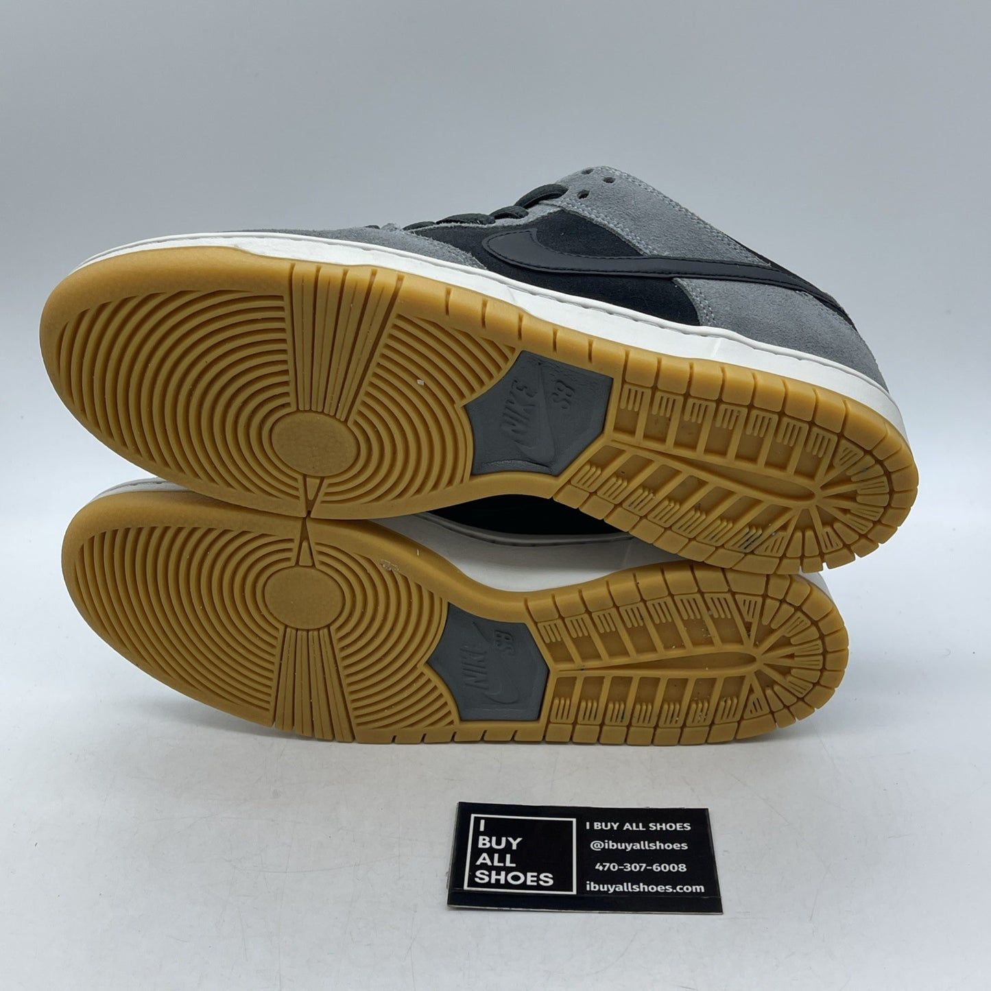 Size 9 - Nike Dunk SB Low Dark Smoke Grey (HF3063-001)
