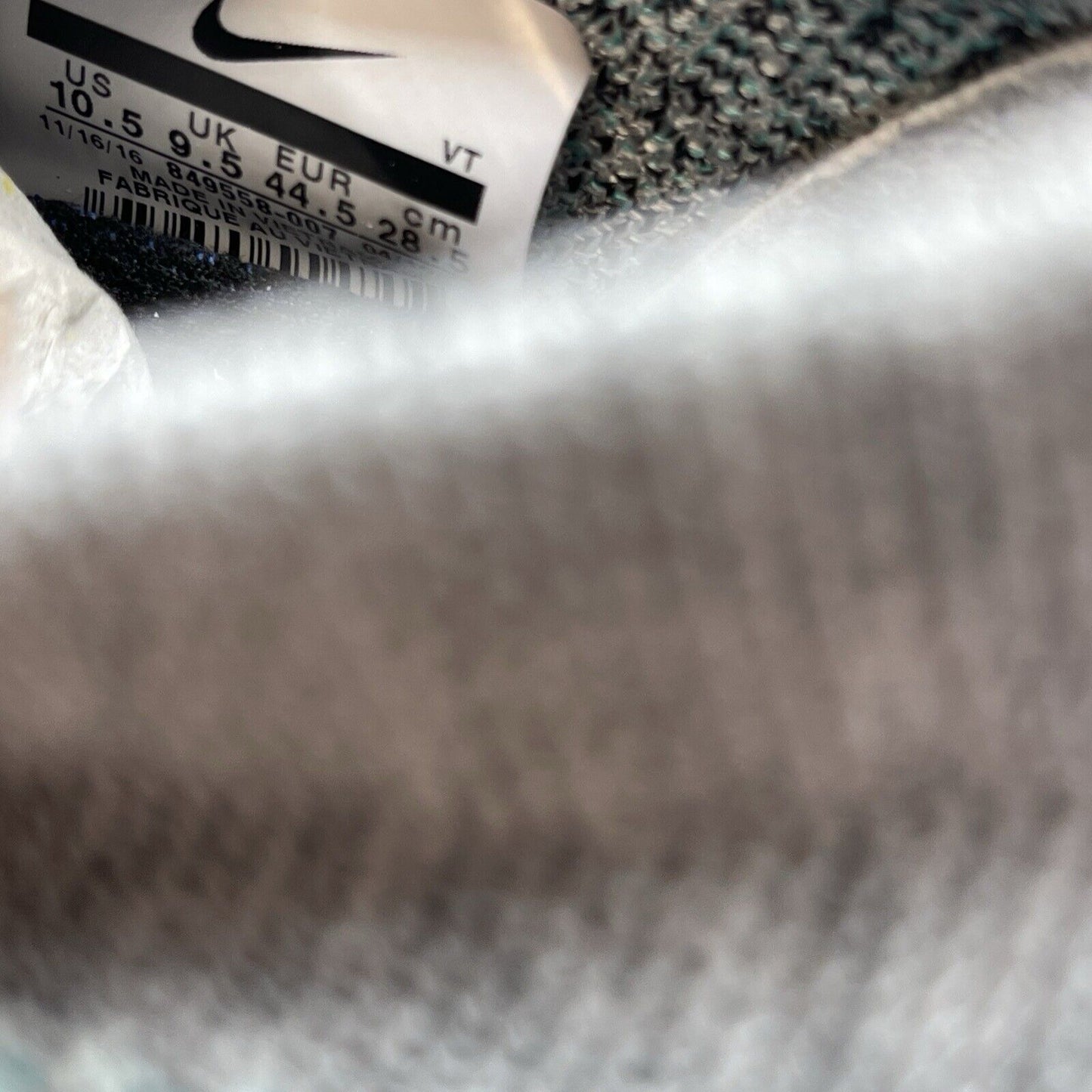 Size 10.5 - Nike Air VaporMax Flyknit 2 Dusty Cactus Blue Black (942842-104)