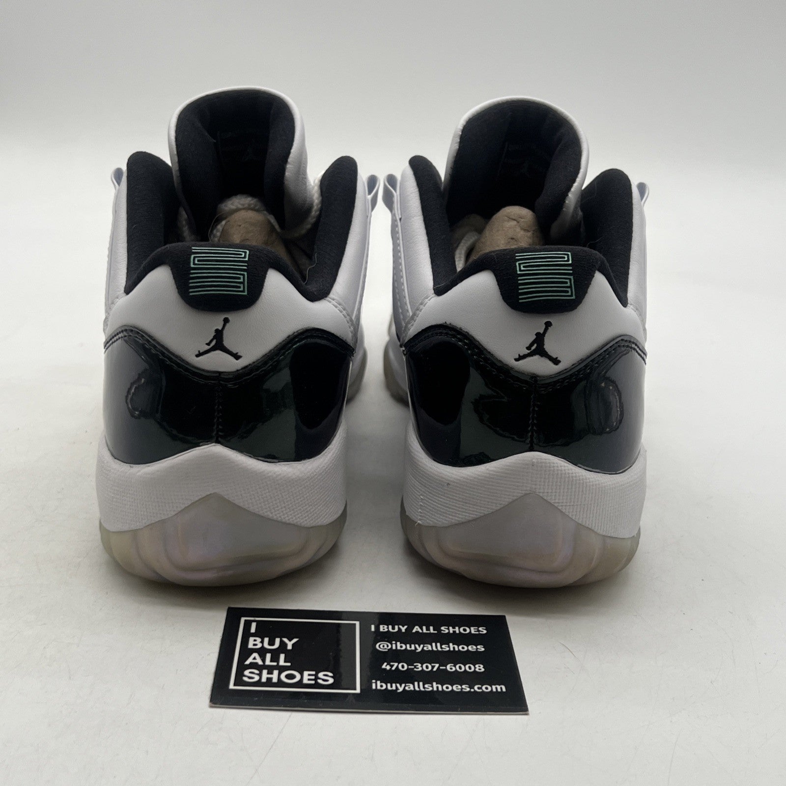 Size 9.5 - Air Jordan 11 Retro Low Emerald (528895-145)