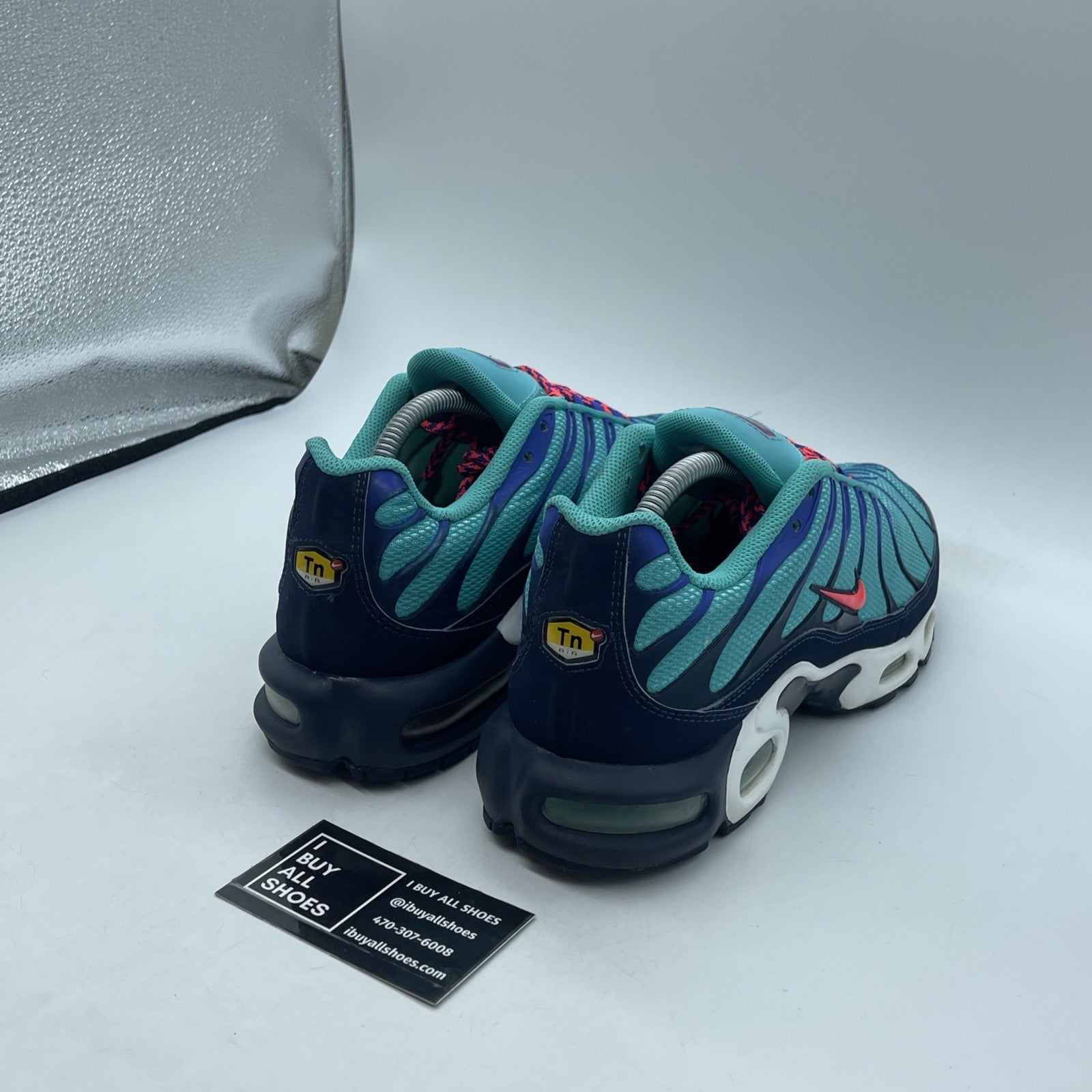 Size 9.5 - Nike Air Max Plus Discover Your Air Blue Pink Suede (AV7940-300)