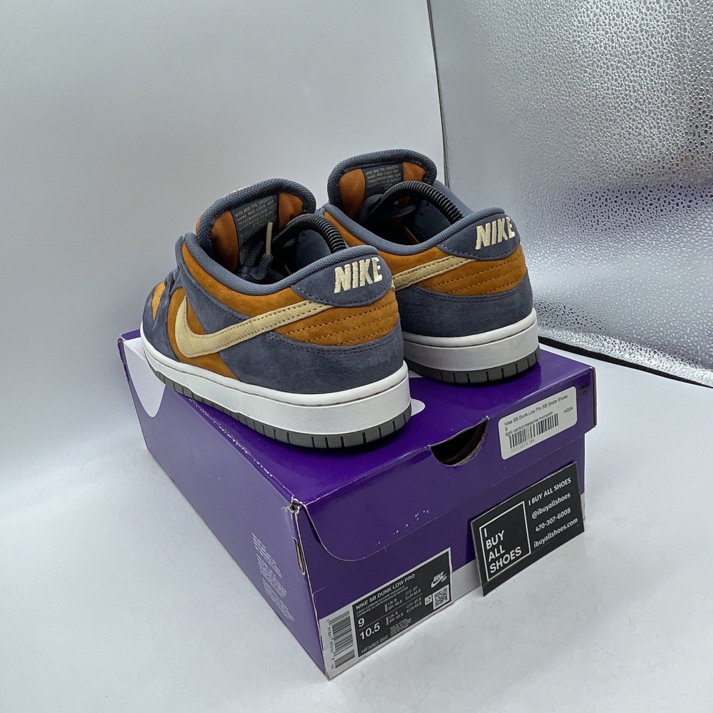 Size 9 - Nike Dunk SB Low Light Carbon Monarch (HF3063-002)