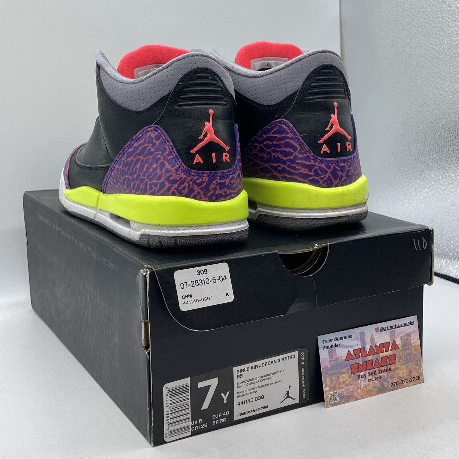 Size 7Y (GS) - Jordan 3 Retro Mid Black Atomic Red Pink Leather (441140-039)