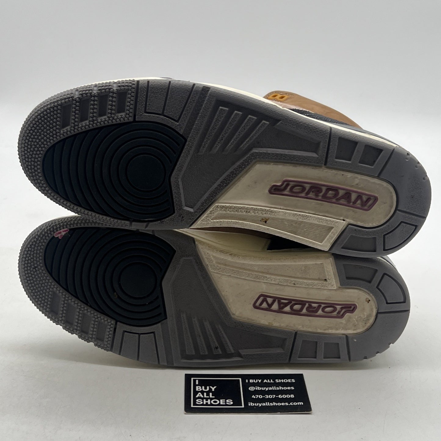 Size 9.5 - Air Jordan 3 Retro SE Winterized (DR8869-200)