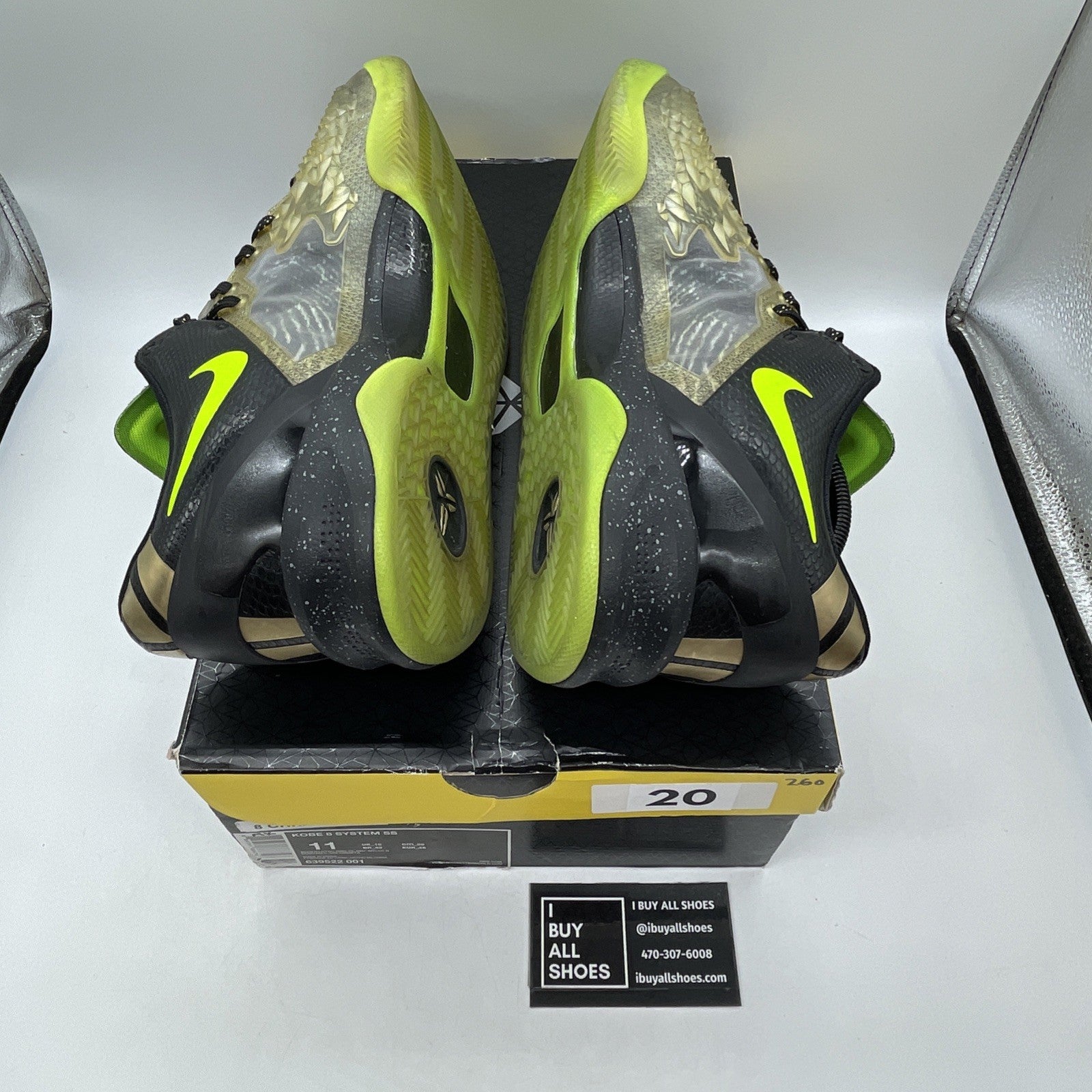 Size 11 - Nike Kobe 8 SS Christmas (639522-001)