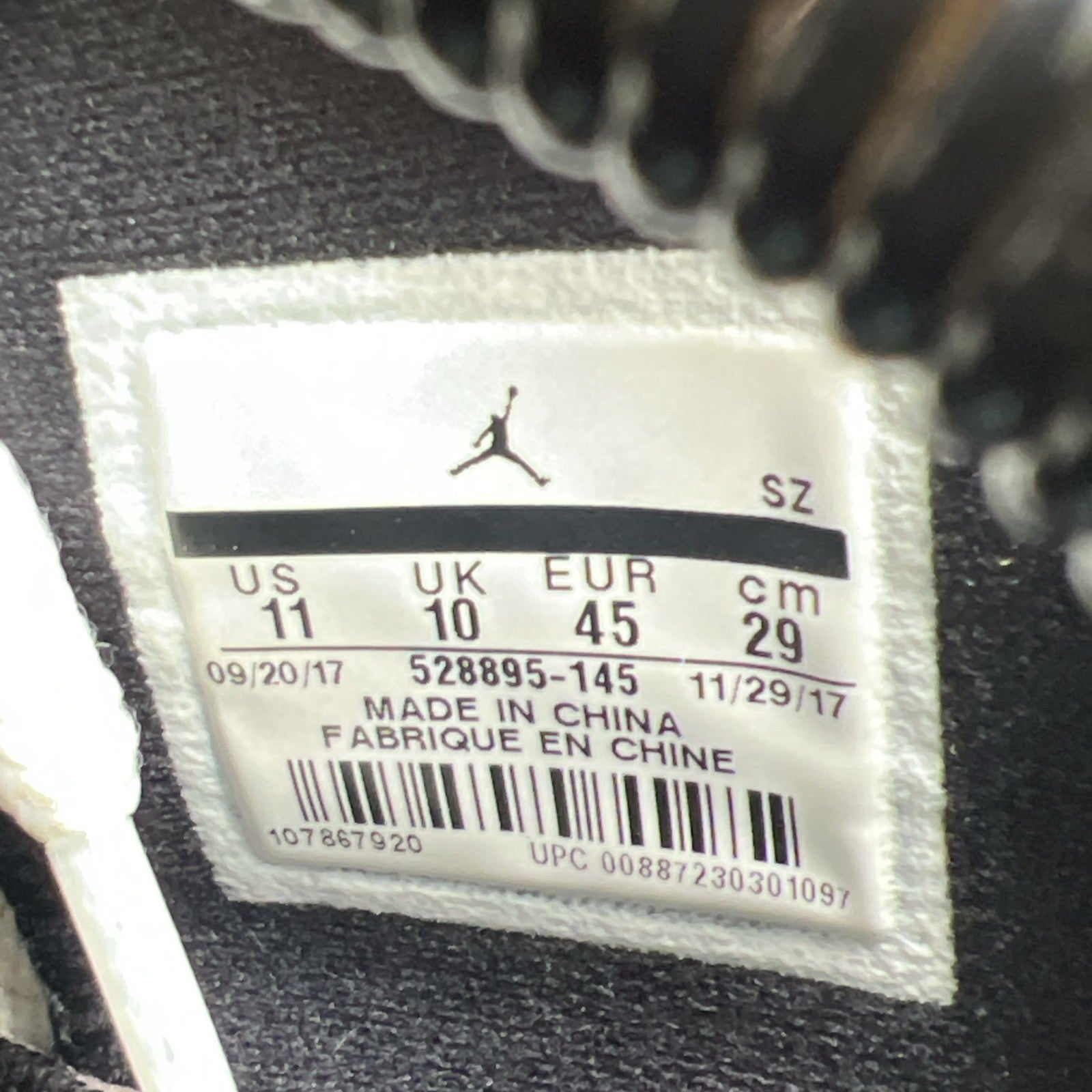Size 11 - Air Jordan 11 Retro Low Emerald (528895-145)